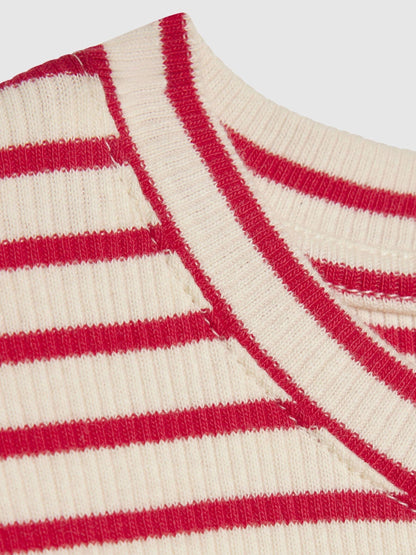Dsiney Kidz - River Island Red Stripe Heart Baby T-Shirt image 5