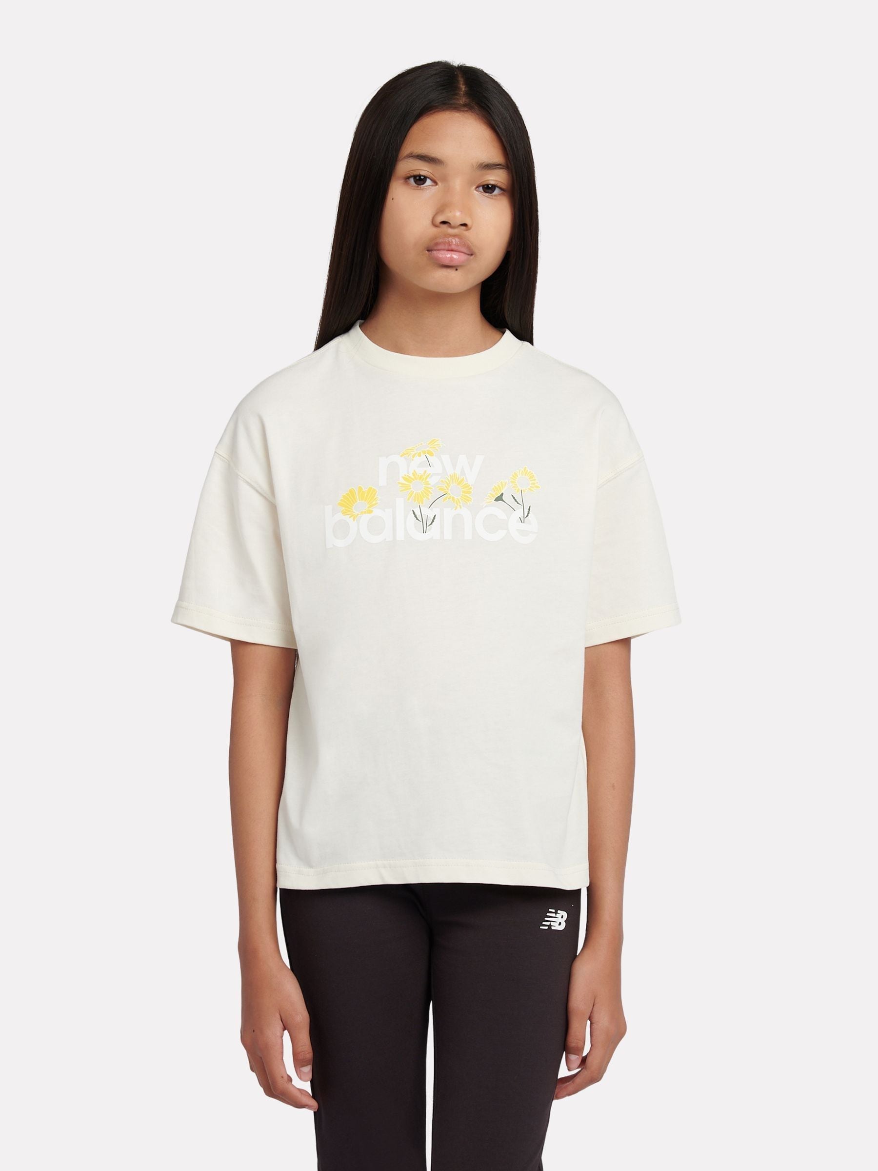Dsiney Kidz - New Balance Natural Flower Graphic T-Shirt & Flare Leggings Set image 4