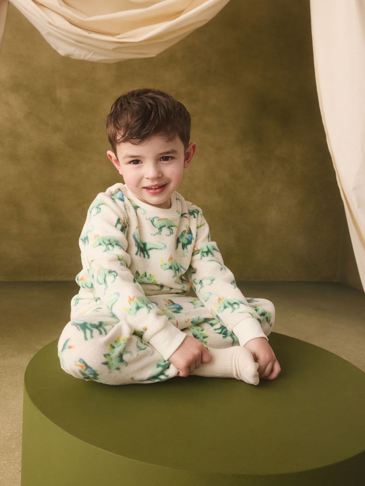Dsiney Kidz - Ecru/Green Cath Kidston Dinosaur Single Cosy Fleece Pyjamas image 3