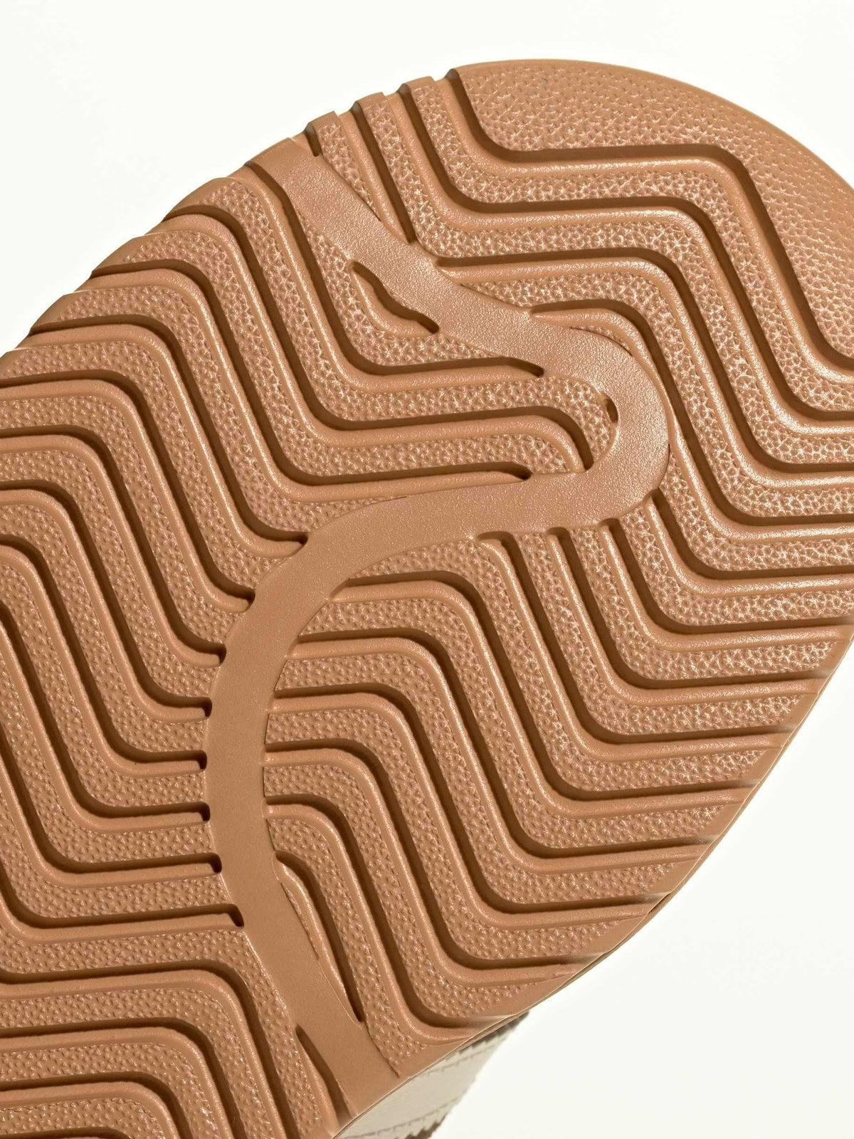 adidas Originals Brown Campus 00S Winter Mid Trainers - image 9