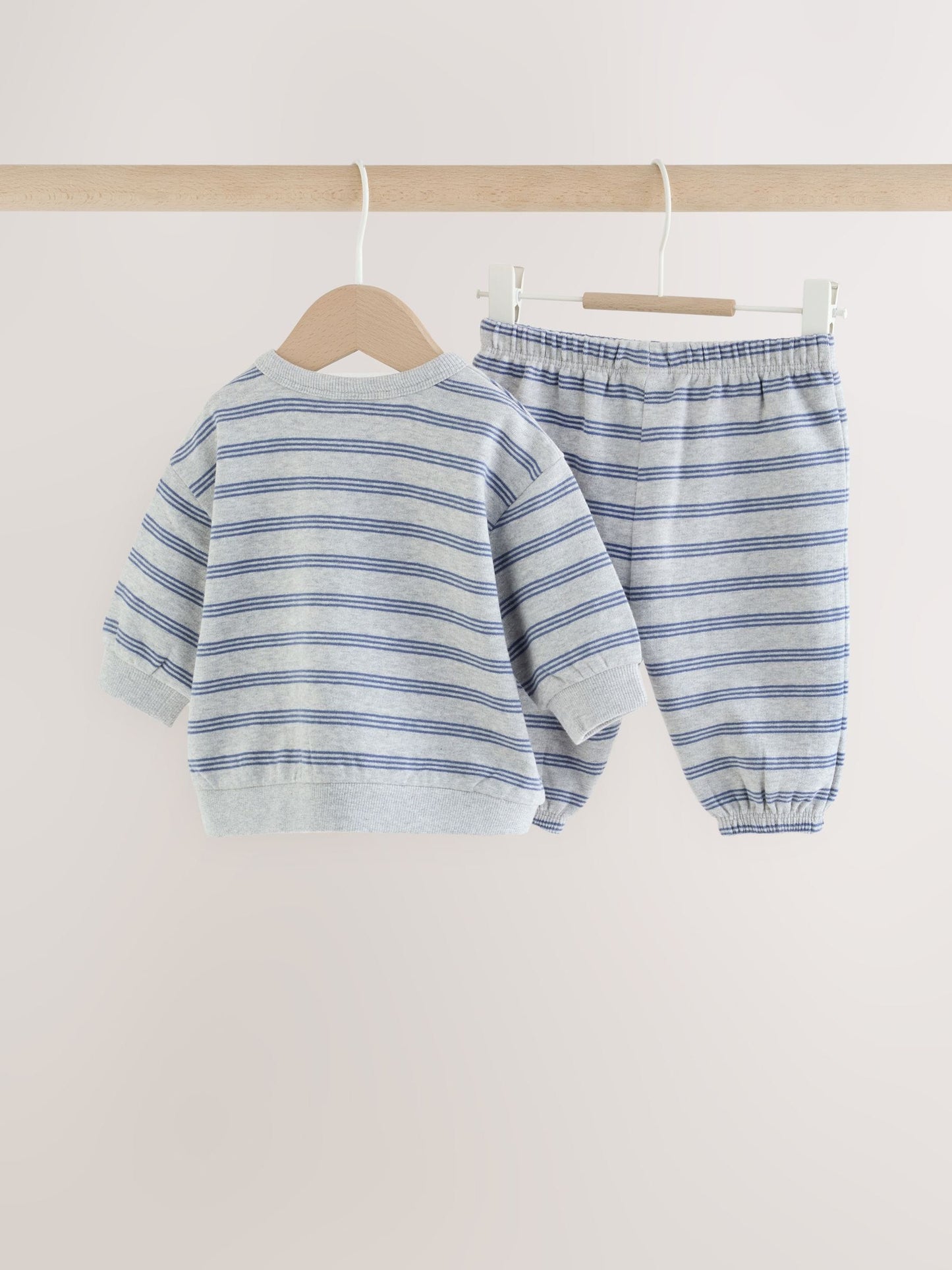 Dsiney Kidz - 'I Love My Mummy' Grey/Blue Sweatshirt and Joggers Baby Set (0mths-2yrs) image 4