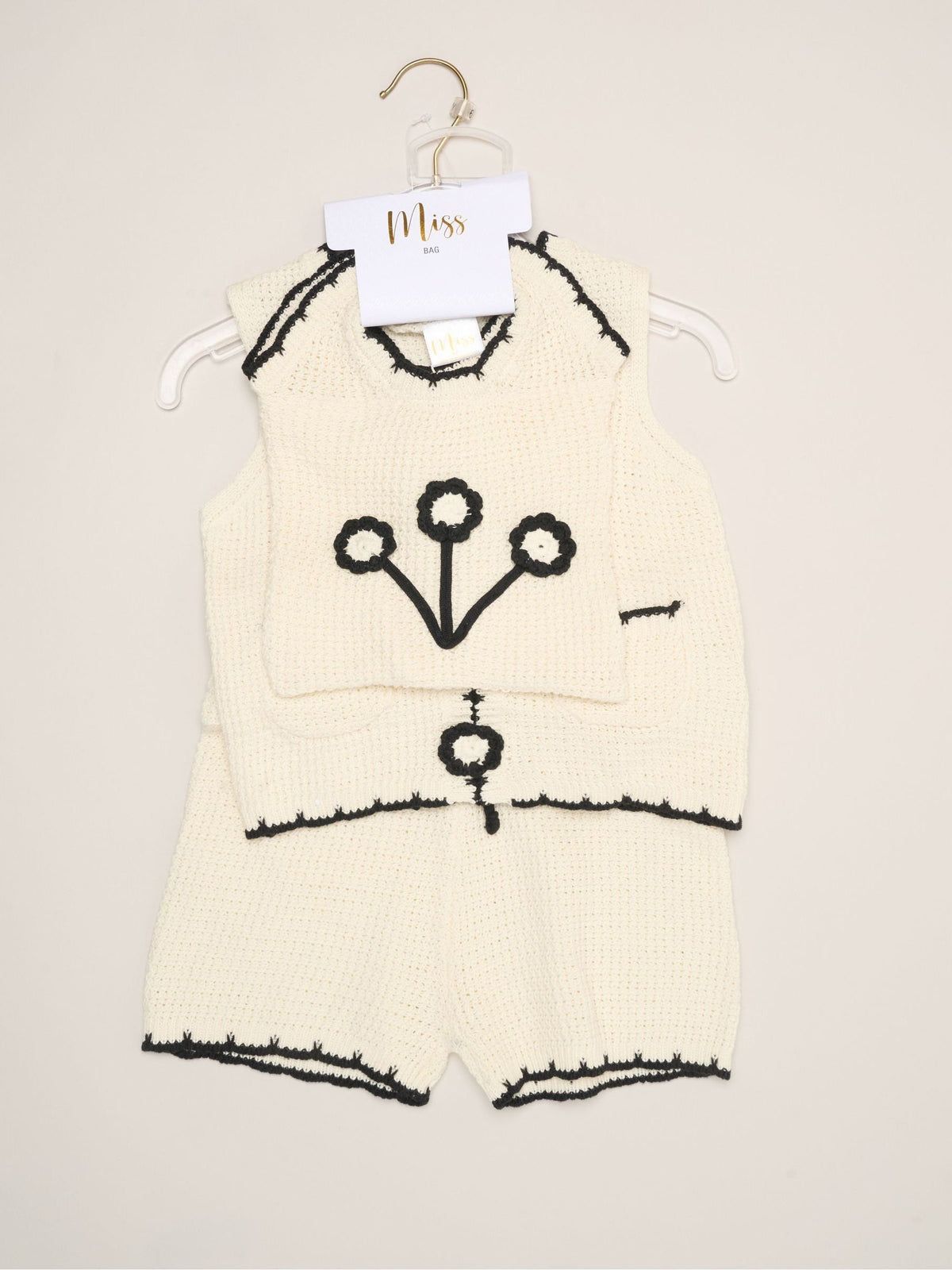 Dsiney Kidz - Miss White Retro Crochet Set With Vest Top, Shorts & Bag 3 Piece image 2