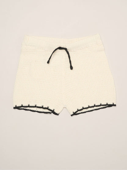 Miss White Retro Crochet Set With Vest Top, Shorts & Bag 3 Piece image 4