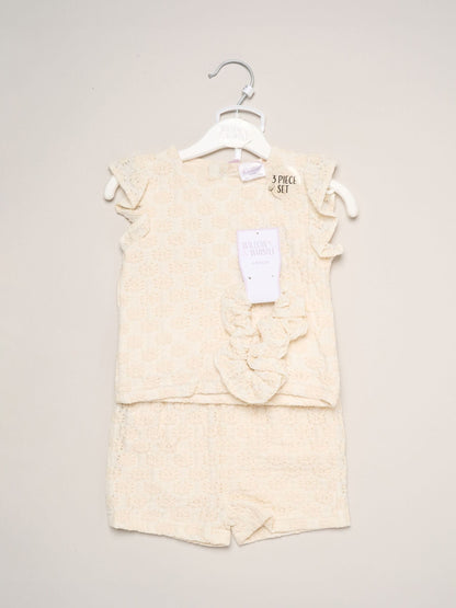 Miss White Textured Top Shorts And Scrunchie Outfit Set image 2