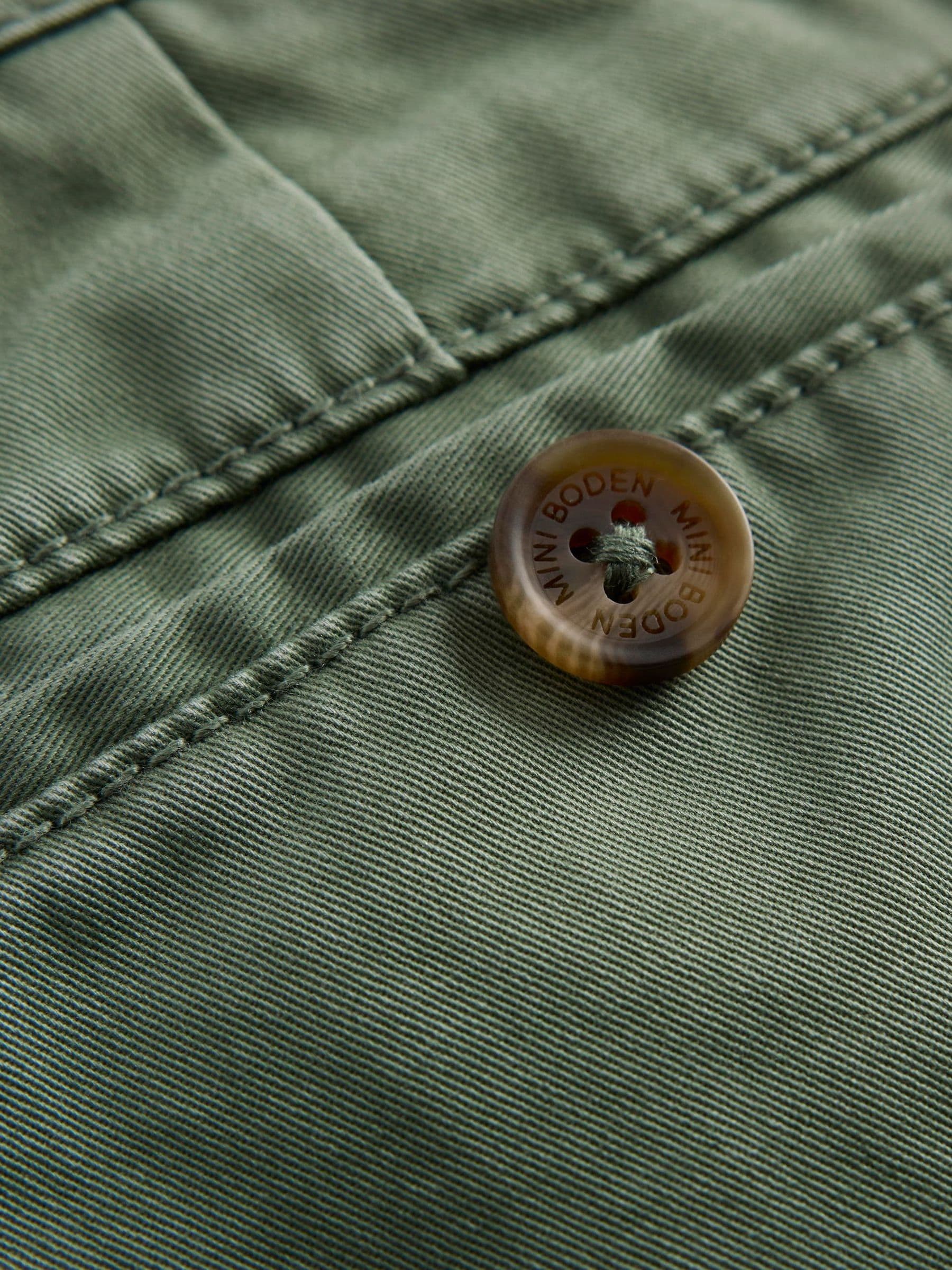 Dsiney Kidz - Boden Green Classic Chino Shorts image 3