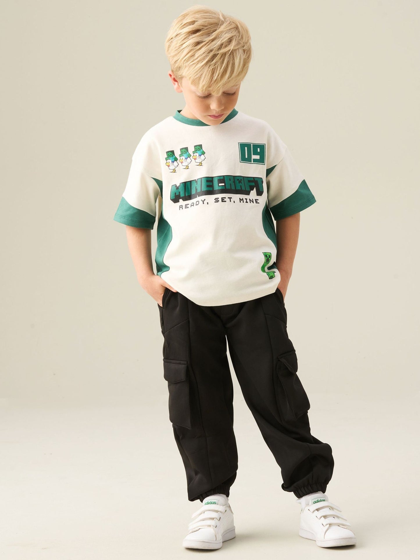 Dsiney Kidz - Angel & Rocket Black Frank Mix Panelled Cuffed Joggers image 3
