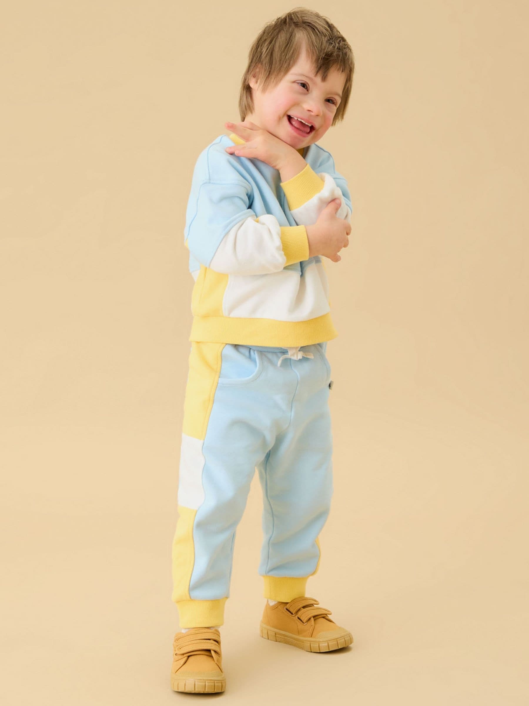 KIDLY by MORI Yellow Colourblock Soft Cotton Joggers image 1