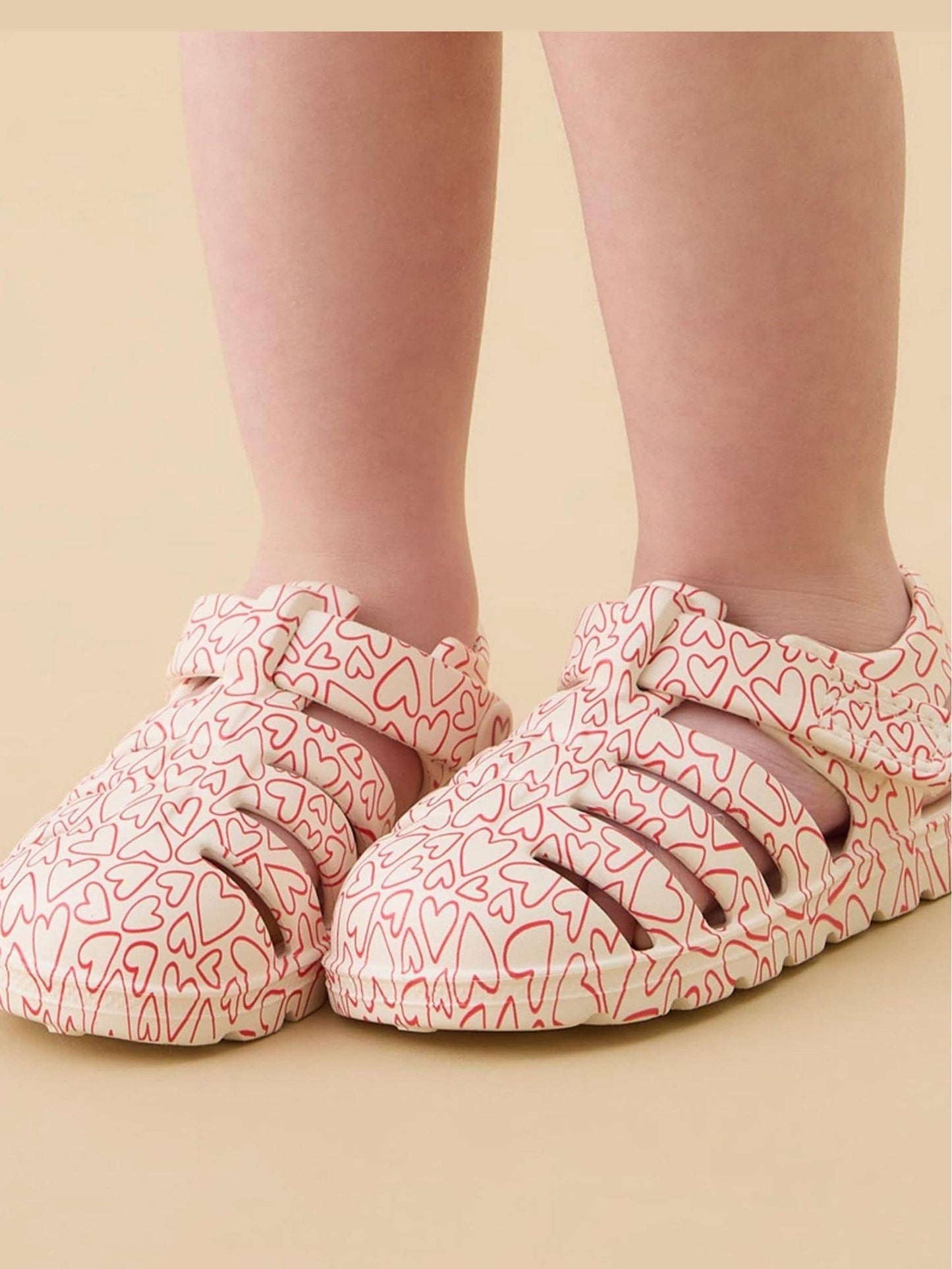 KIDLY by MORI Cream Soft Foam Clog Heart Print Sandals image 1