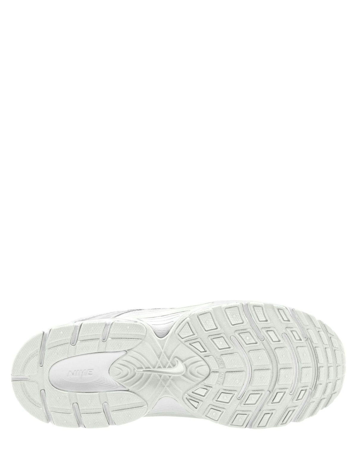 Nike White Youth V5 Runner Trainers - image 3