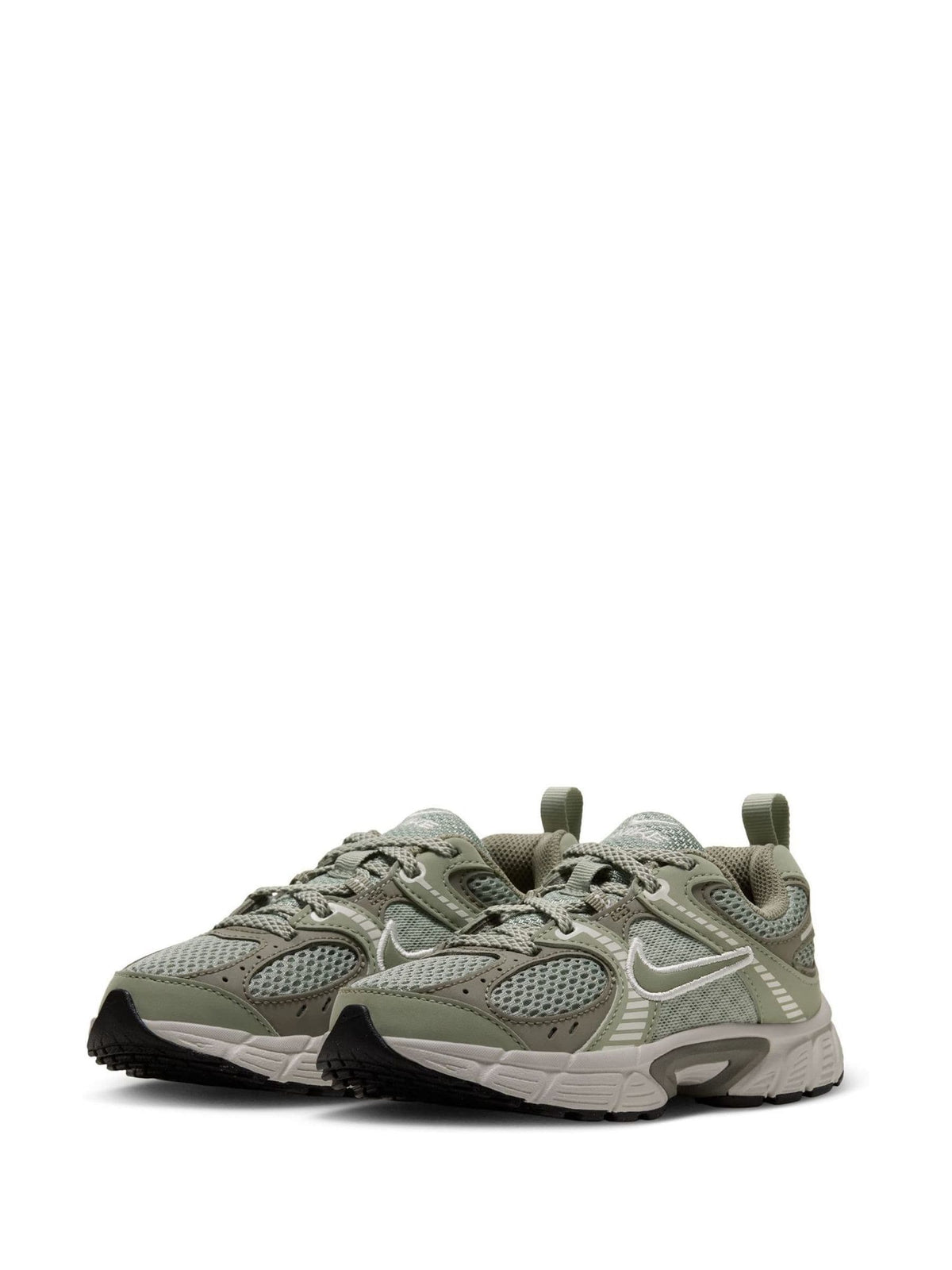 Nike Green Junior V5 Runner Trainers - image 5
