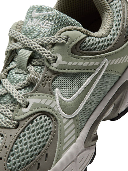 Nike Green Junior V5 Runner Trainers - image 8