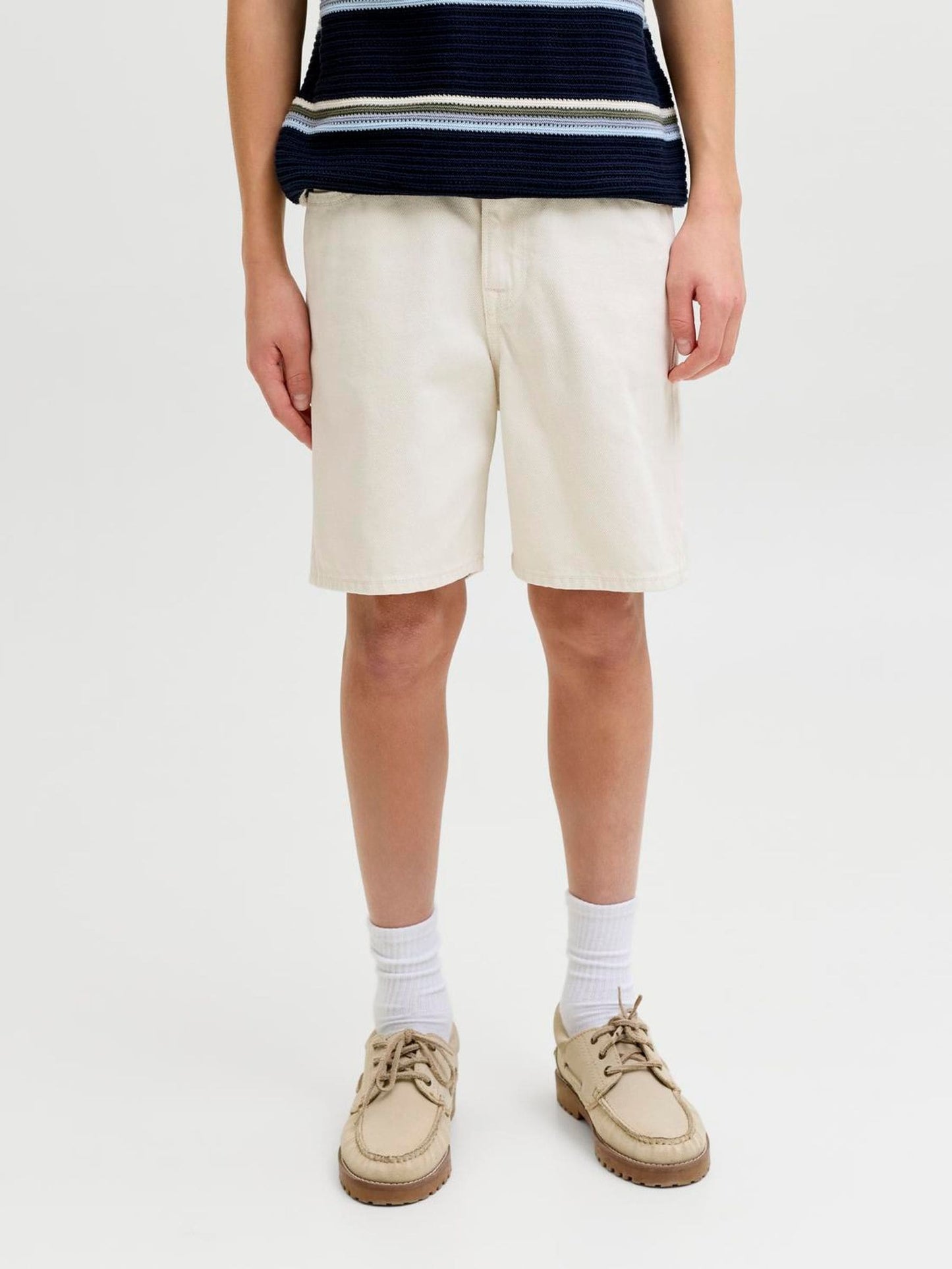 Dsiney Kidz - JACK & JONES JUNIOR Sand Neutral Relaxed Fit Denim Shorts image 2
