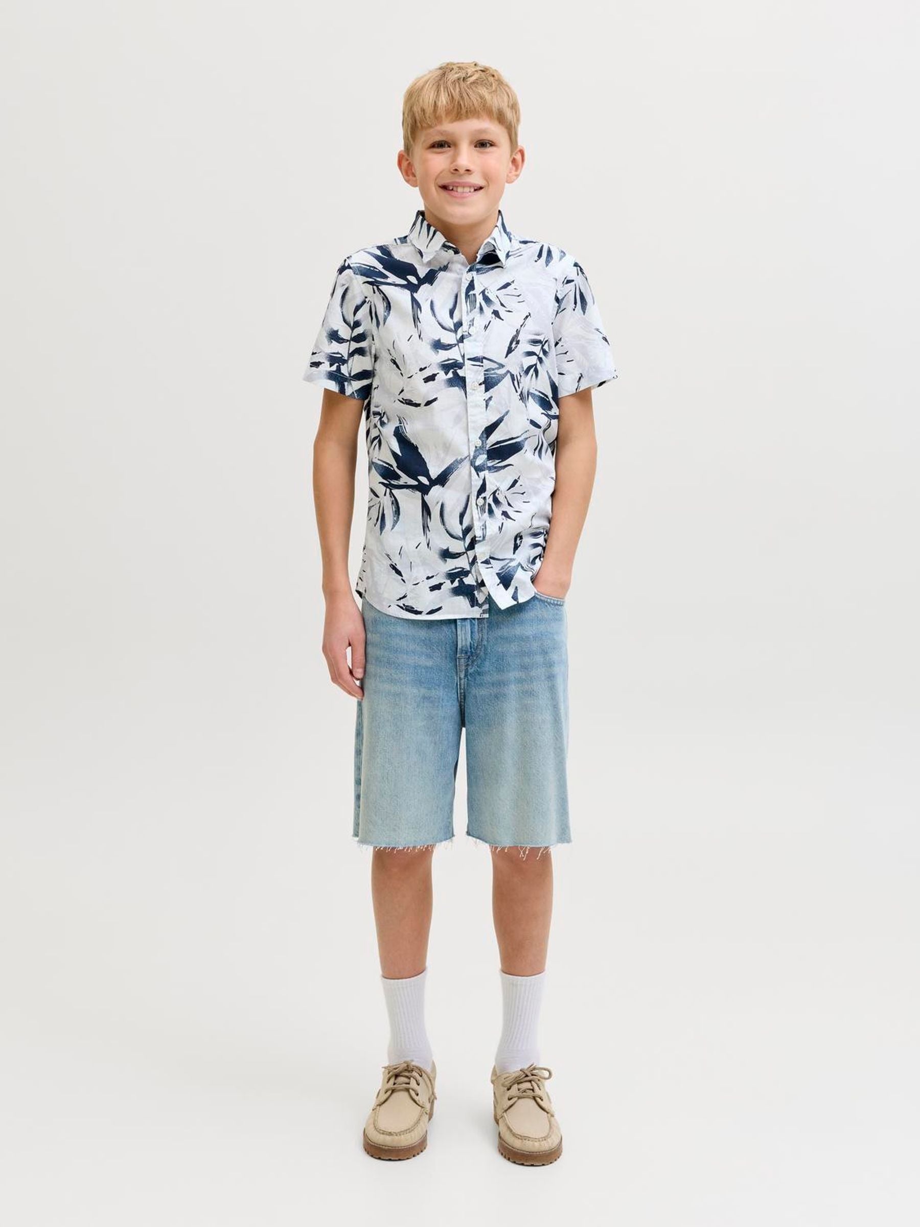 Dsiney Kidz - JACK & JONES JUNIOR White All Over Print Short Sleeve Shirt image 4