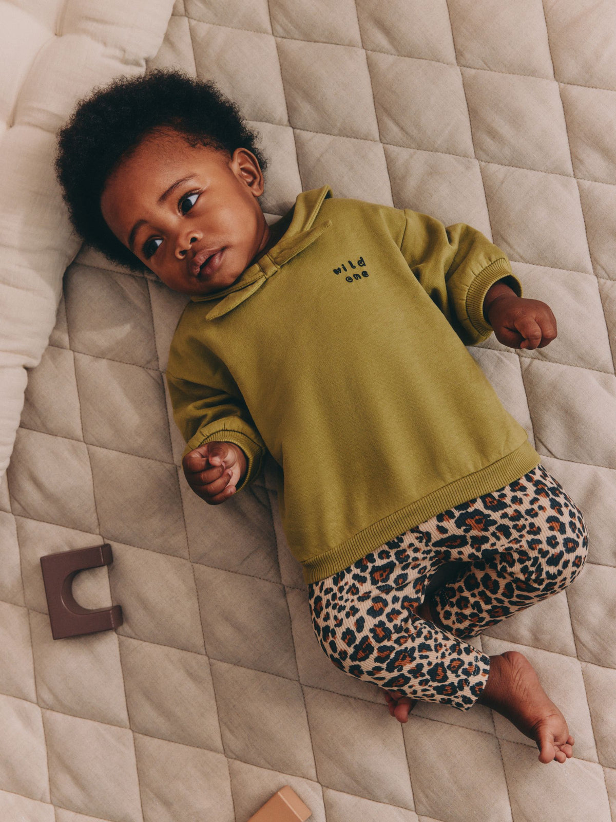 Green / Leopard Baby Sweat Top And Wide Leg Leggings 2 Piece Set (0mths-2yrs) - image 2