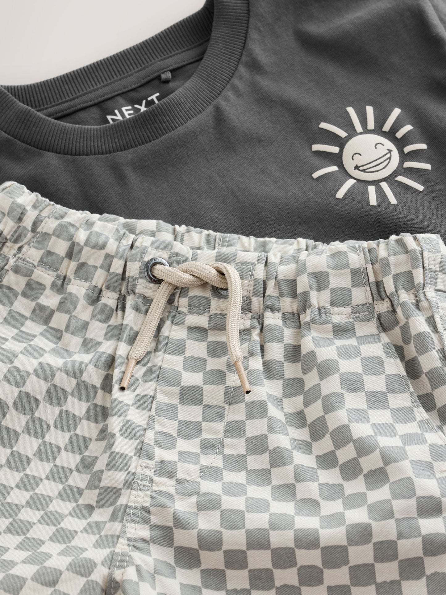 Dsiney Kidz - Charcoal Grey Short Sleeve T-Shirt & Shorts Set (3mths-7yrs) image 8