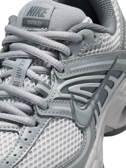 Dsiney Kidz - Nike Grey Junior Air Max Moto  Trainers image 7
