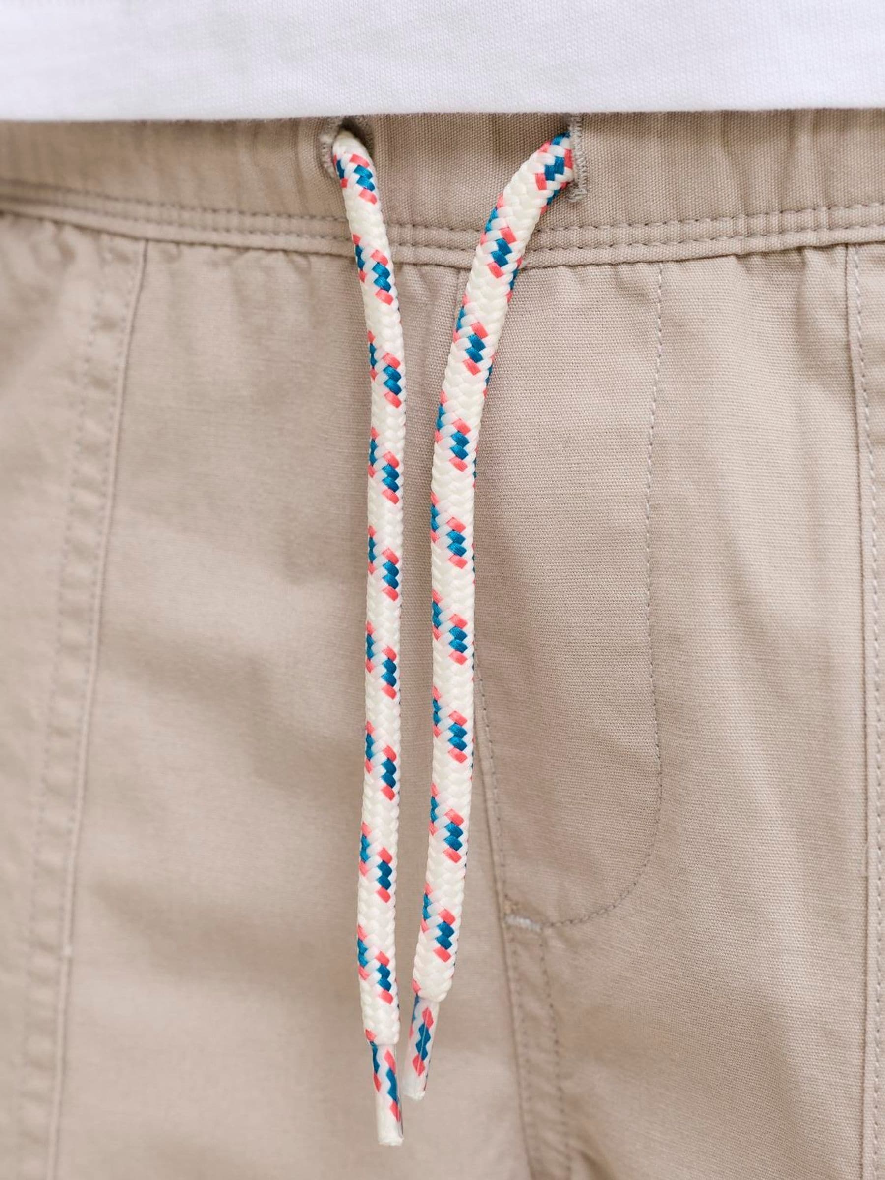 Dsiney Kidz - JACK & JONES JUNIOR Natural Cotton Jogger Shorts image 5