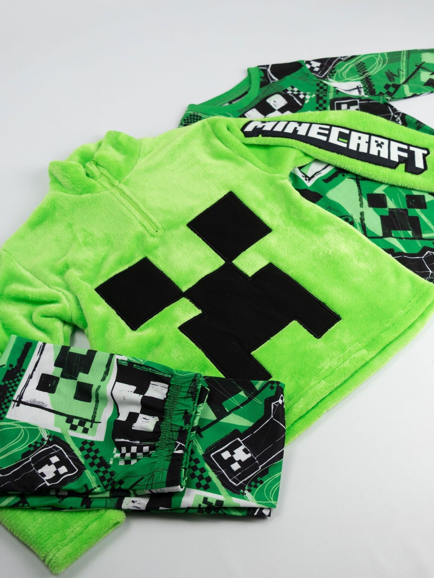 Dsiney Kidz - Vanilla Underground Green Minecraft Creeper 3 Piece Long Sleeve Long Leg Pyjamas Set image 5