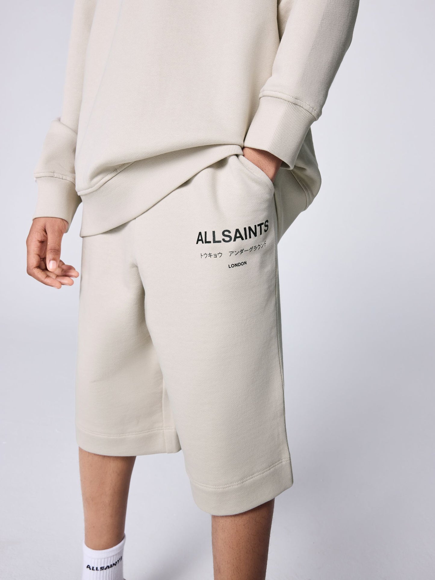 Dsiney Kidz - smALLSAINTS Neutral Underground Oversized Sweatshirt and Sweat Shorts Set image 2