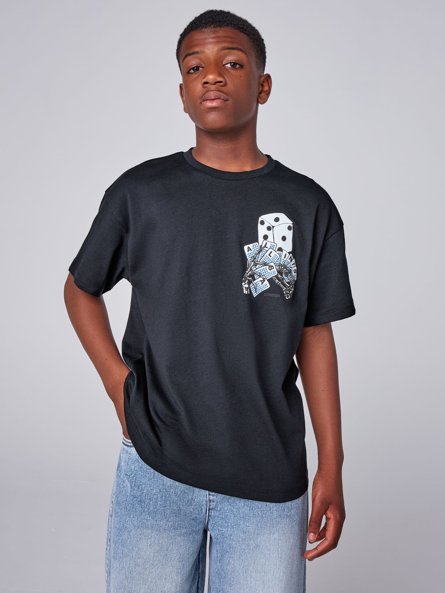 Dsiney Kidz - smALLSAINTS Black/Dealt Oversized Graphic Crew Neck T-Shirt image 1