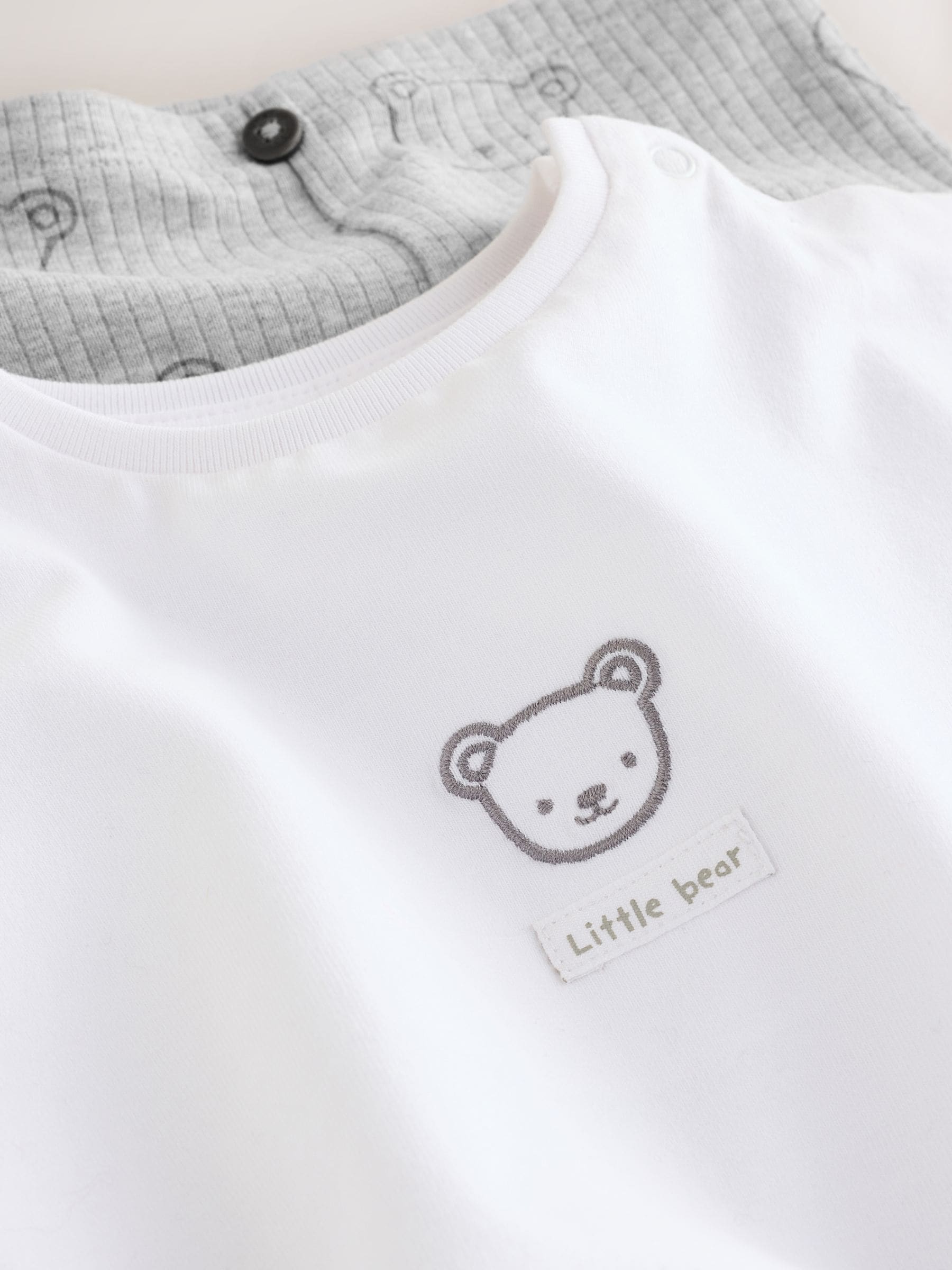 White/Grey Delicate Bear Top and Legging Baby Set (0mths-2yrs) image 7