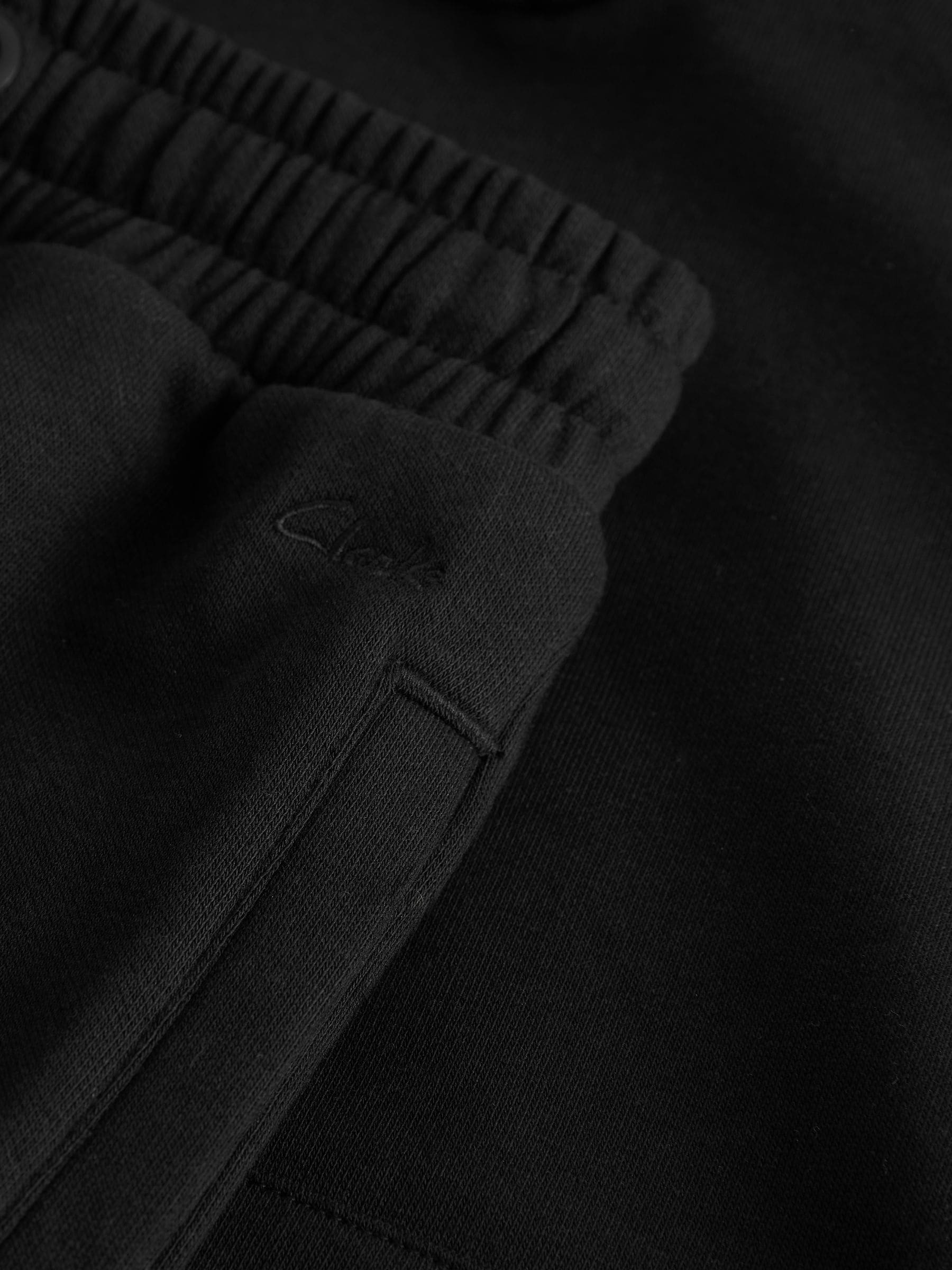 Dsiney Kidz - Clarks Black Oversized Hoodie & Joggers Set image 9