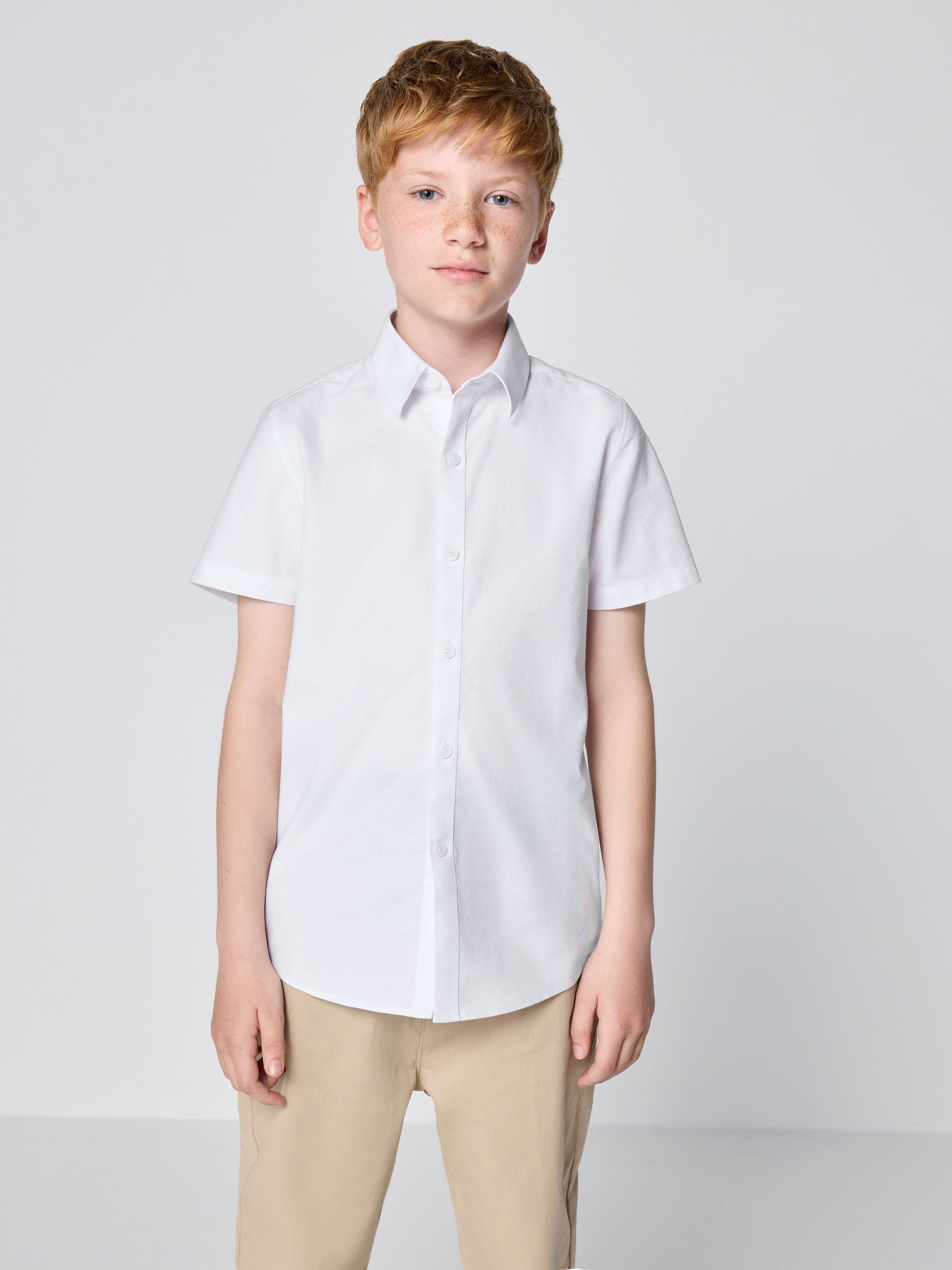 Dsiney Kidz - Clarks White Short Sleeve Oxford Shirt image 1