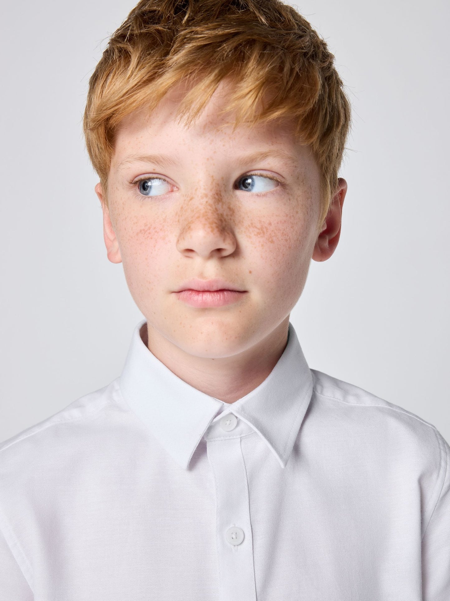 Dsiney Kidz - Clarks White Short Sleeve Oxford Shirt image 5