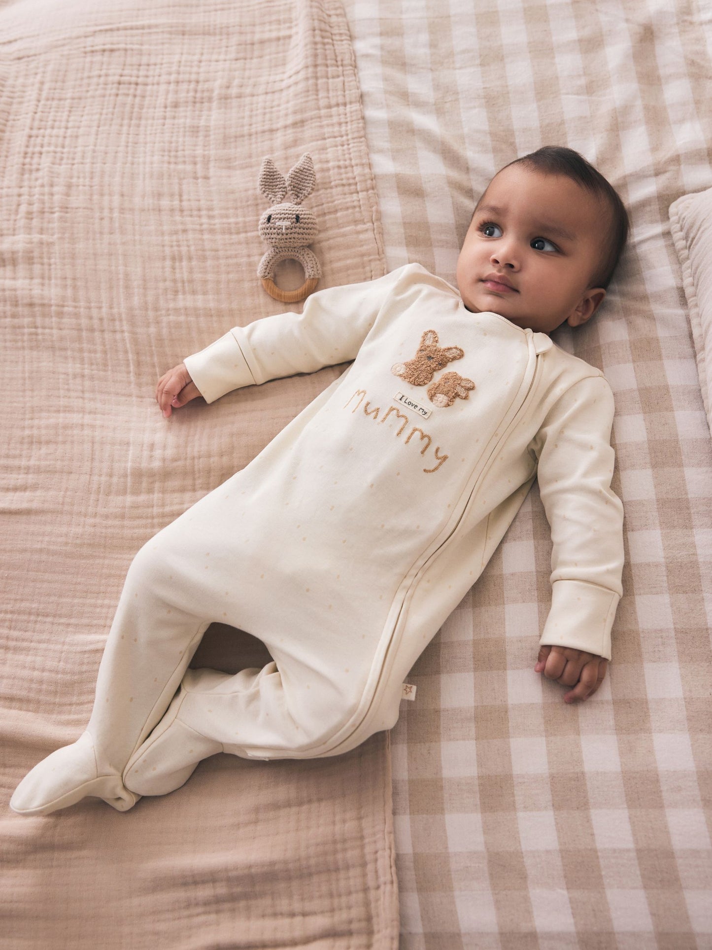 Neutral I Love My Mummy Two Way Zip Baby Sleepsuit (0-18mths) image 2