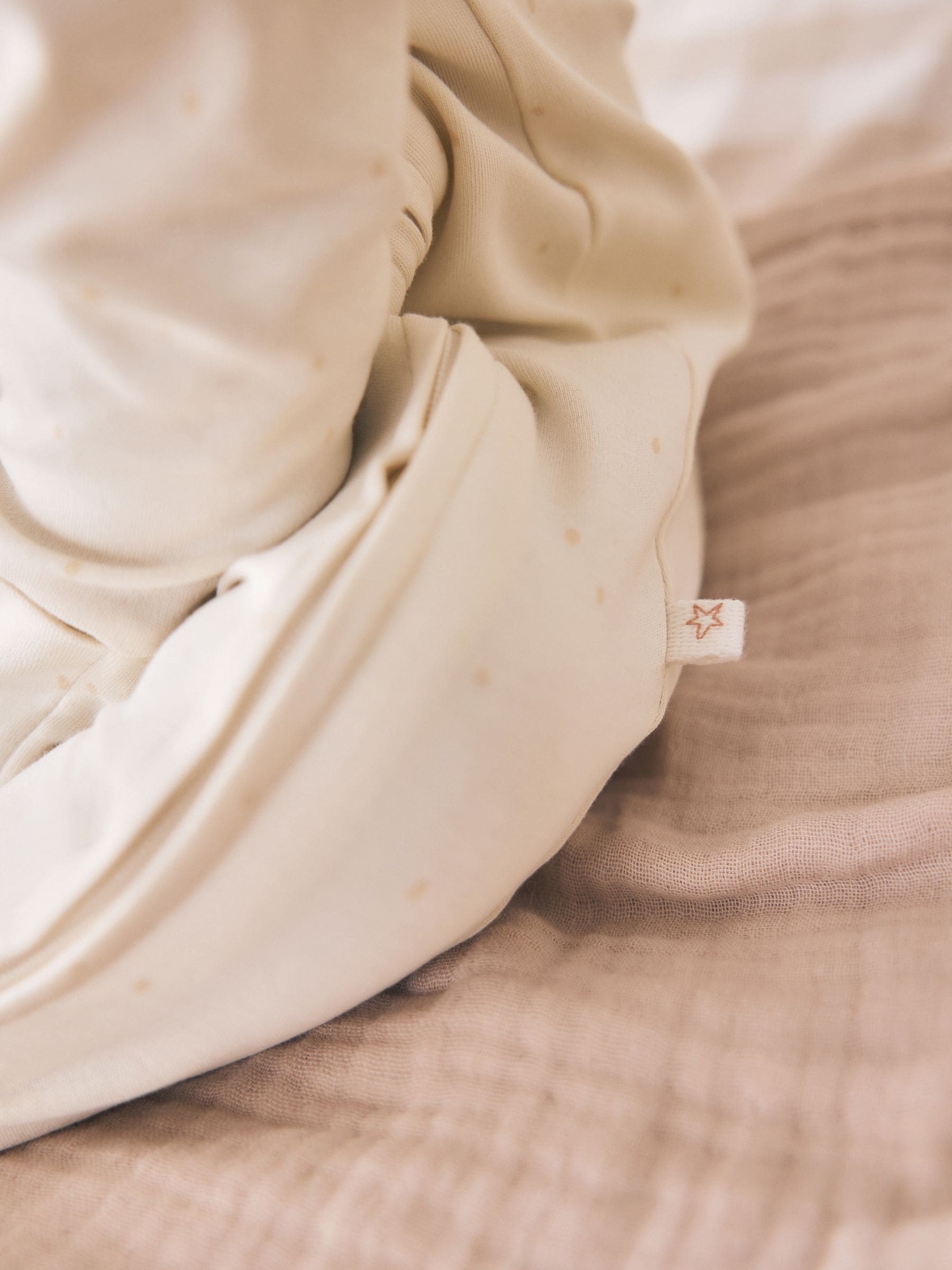 Neutral I Love My Mummy Two Way Zip Baby Sleepsuit (0-18mths) image 5
