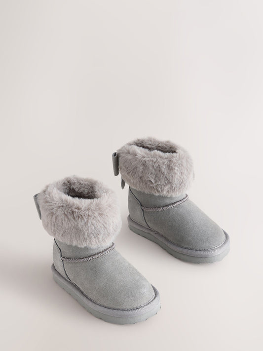 Dsiney Kidz - Baker by Ted Baker Faux Fur Cuff Slipper Boots with Bow image 1