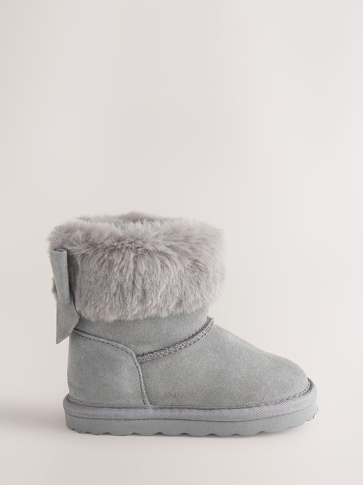 Dsiney Kidz - Baker by Ted Baker Faux Fur Cuff Slipper Boots with Bow image 2