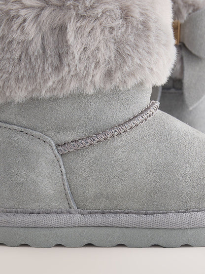 Dsiney Kidz - Baker by Ted Baker Faux Fur Cuff Slipper Boots with Bow image 5