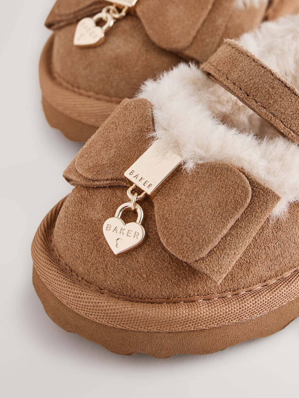 Dsiney Kidz - Baker by Ted Baker Faux Fur Lined Slipper Mary Jane Shoes with Bow image 5
