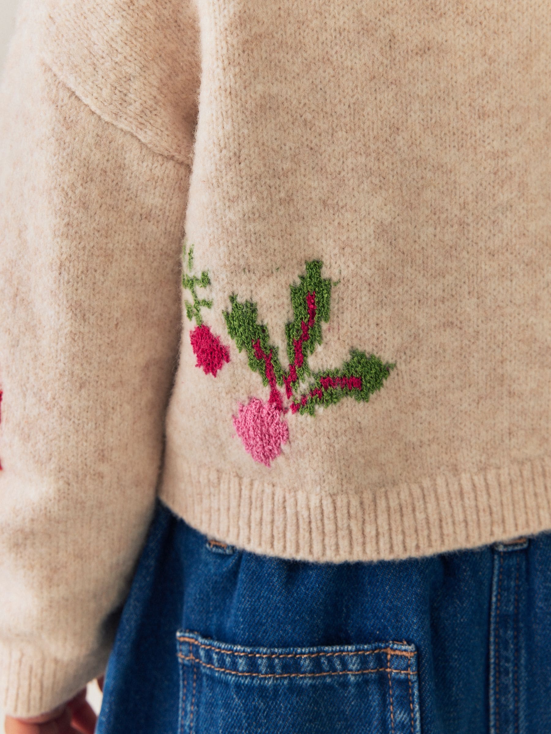 Dsiney Kidz - Vegetable Embroidered V-Neck Cardigan (3mths-7yrs) image 5
