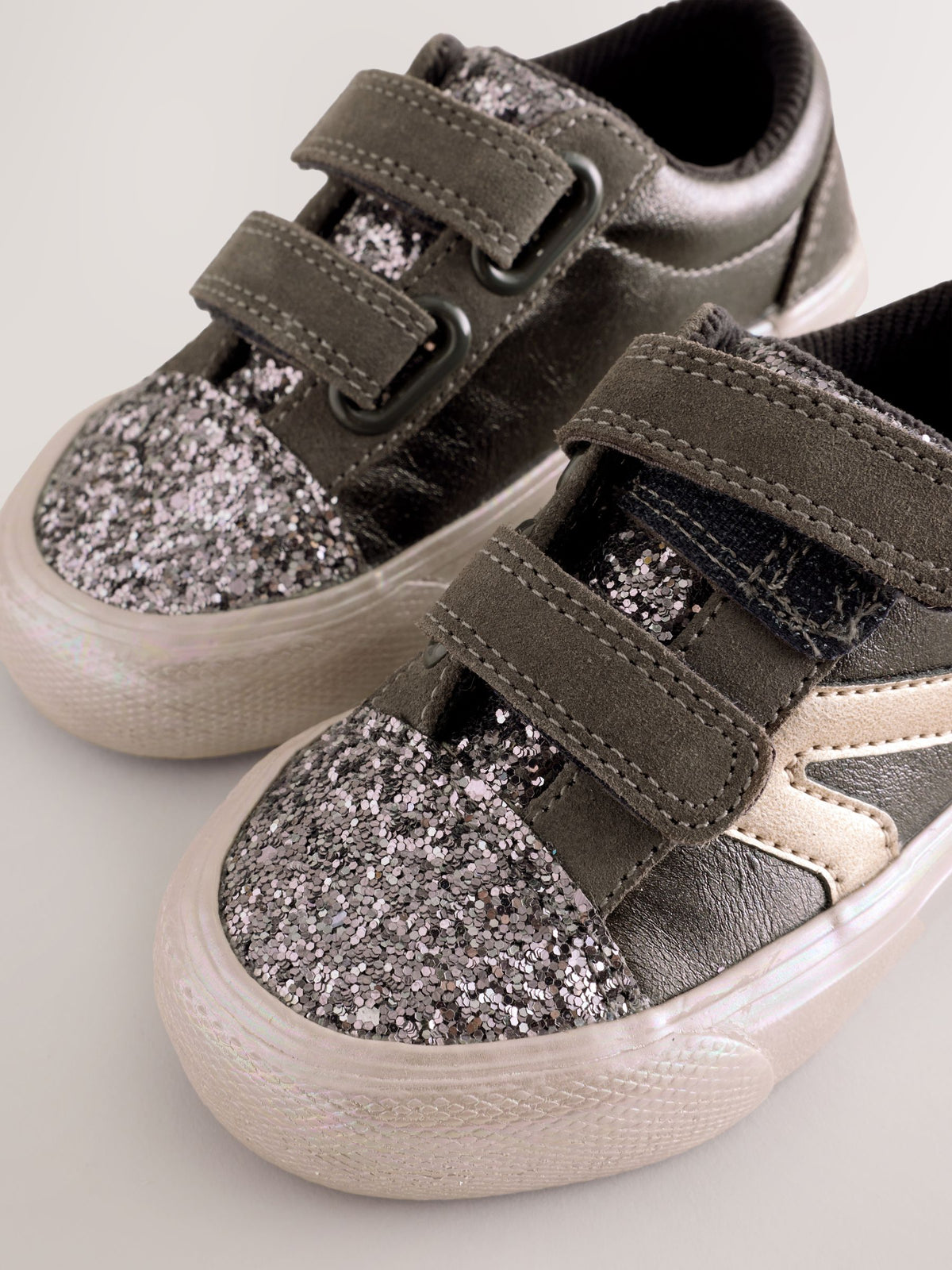 Dsiney Kidz - Pewter Grey Wide Fit (G) Touch Fastening Trainers image 4
