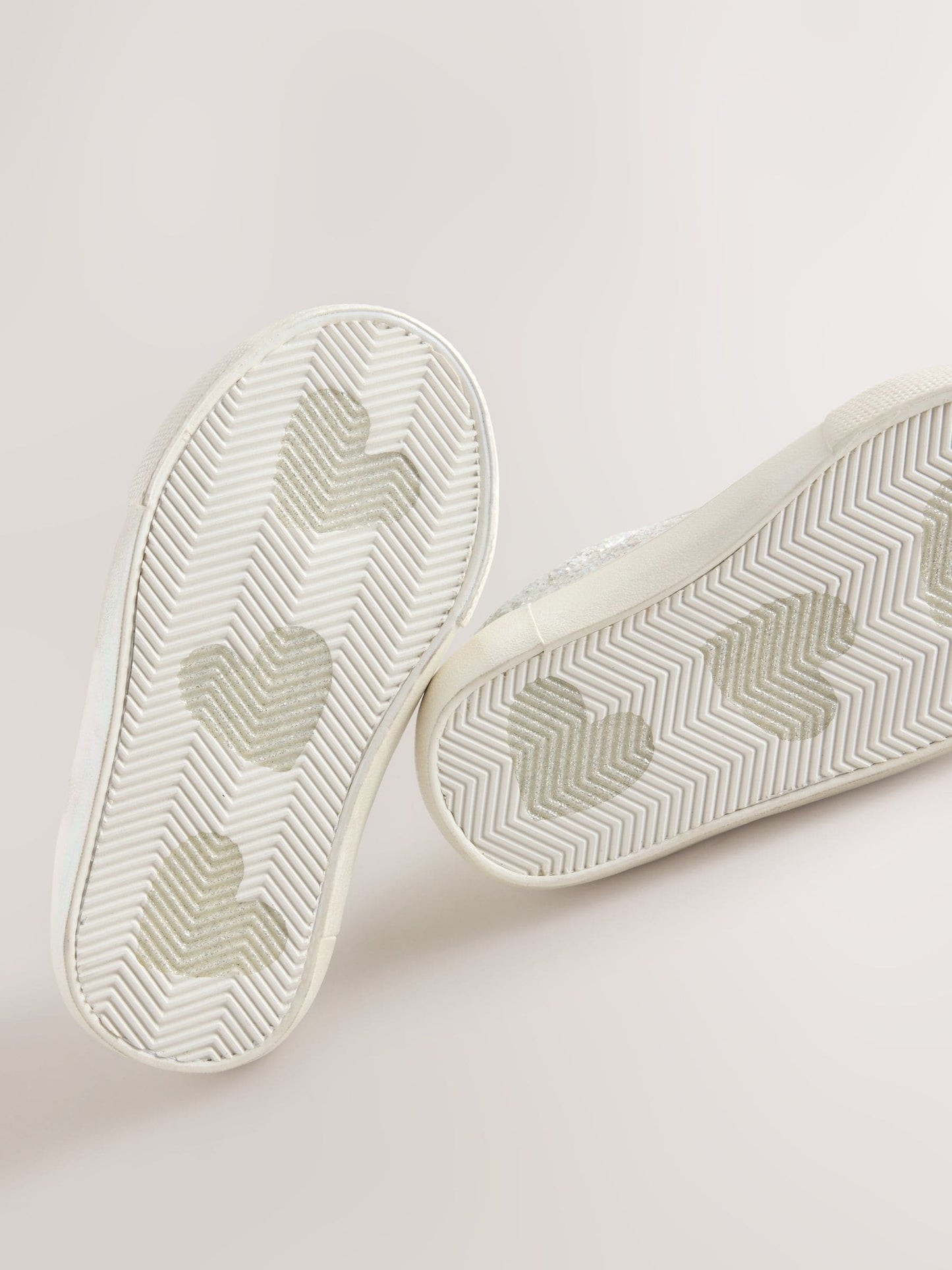 Silver/White Glitter Wide Fit (G) Touch Fastening Trainers image 5