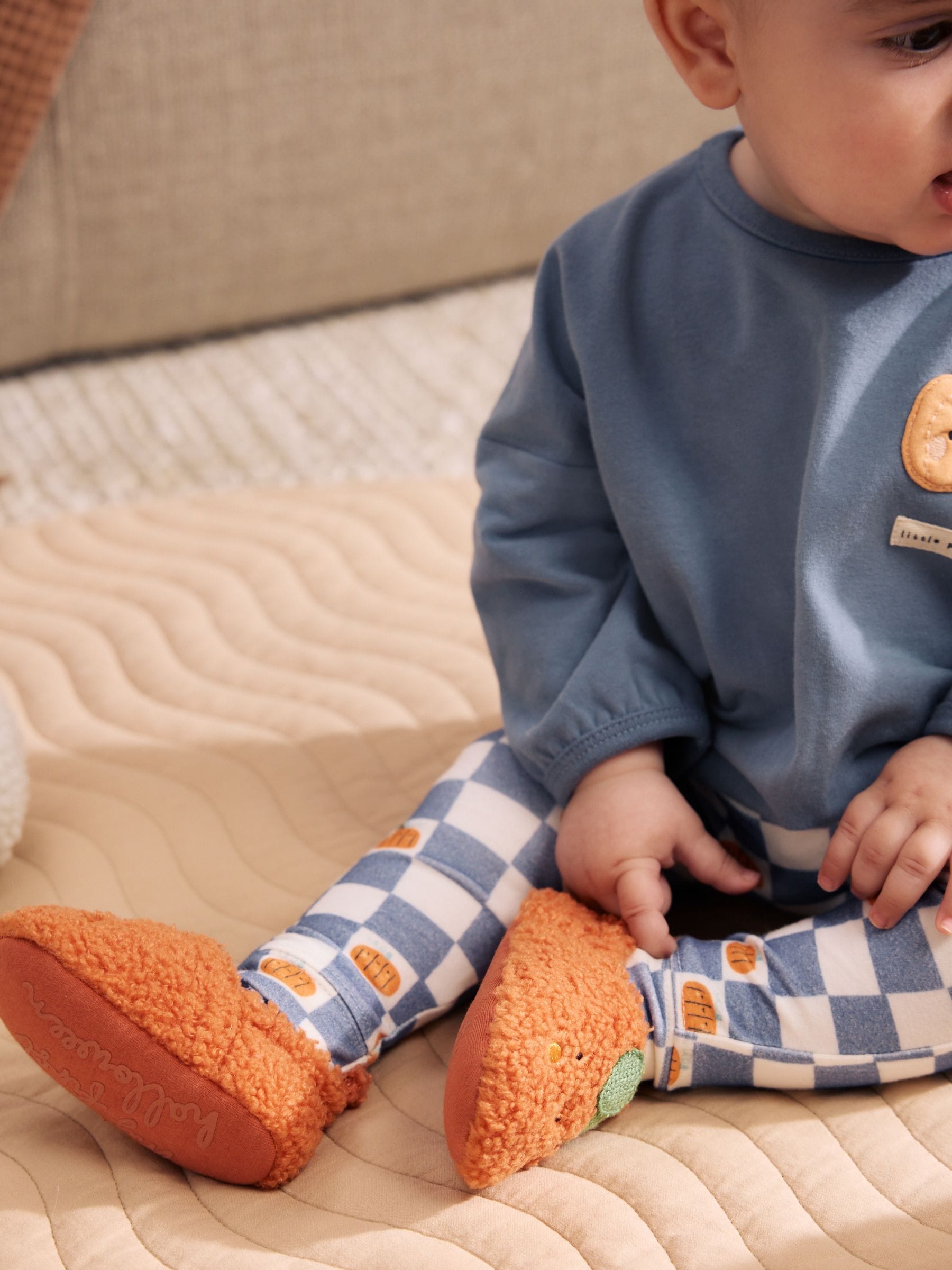 Orange Pumpkin Baby Slip-On Shoes (0-18mths) image 3