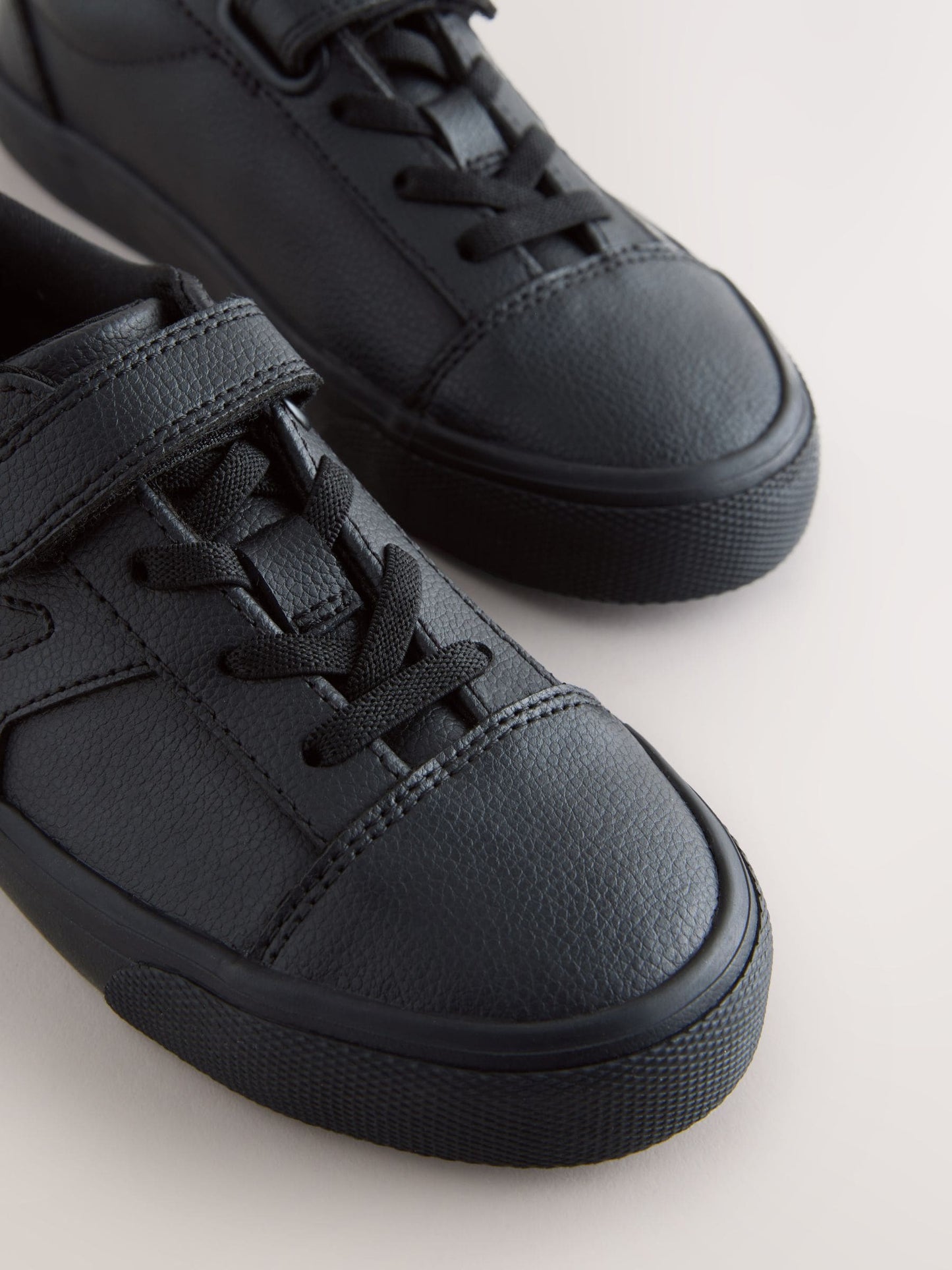 Black Standard Fit (F) Touch Fastening Elastic Lace School Shoes image 4