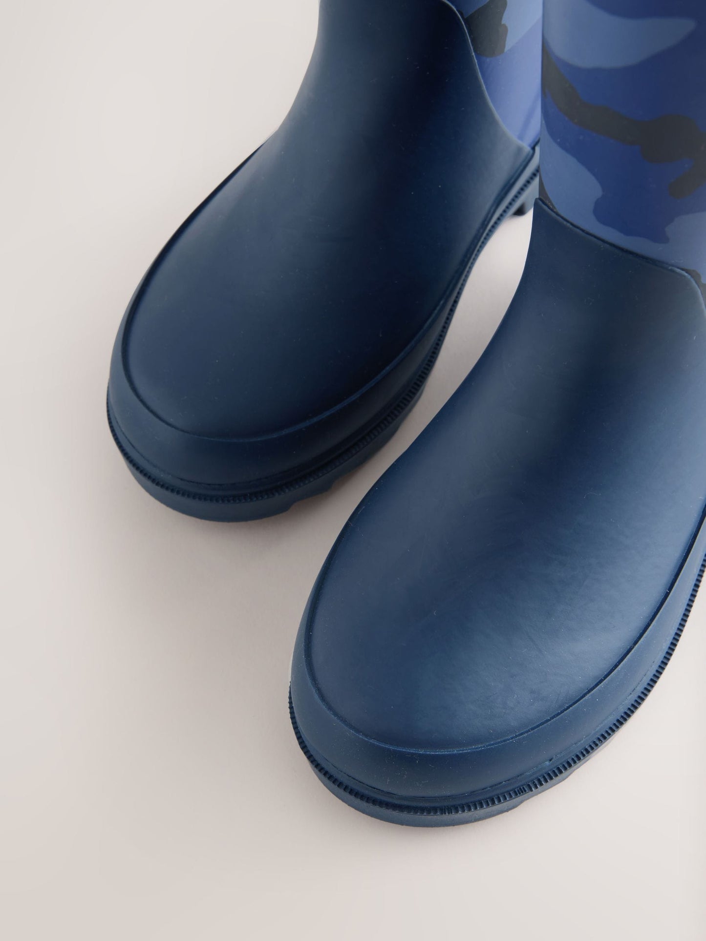 Navy Camo Rubber Wellies image 4