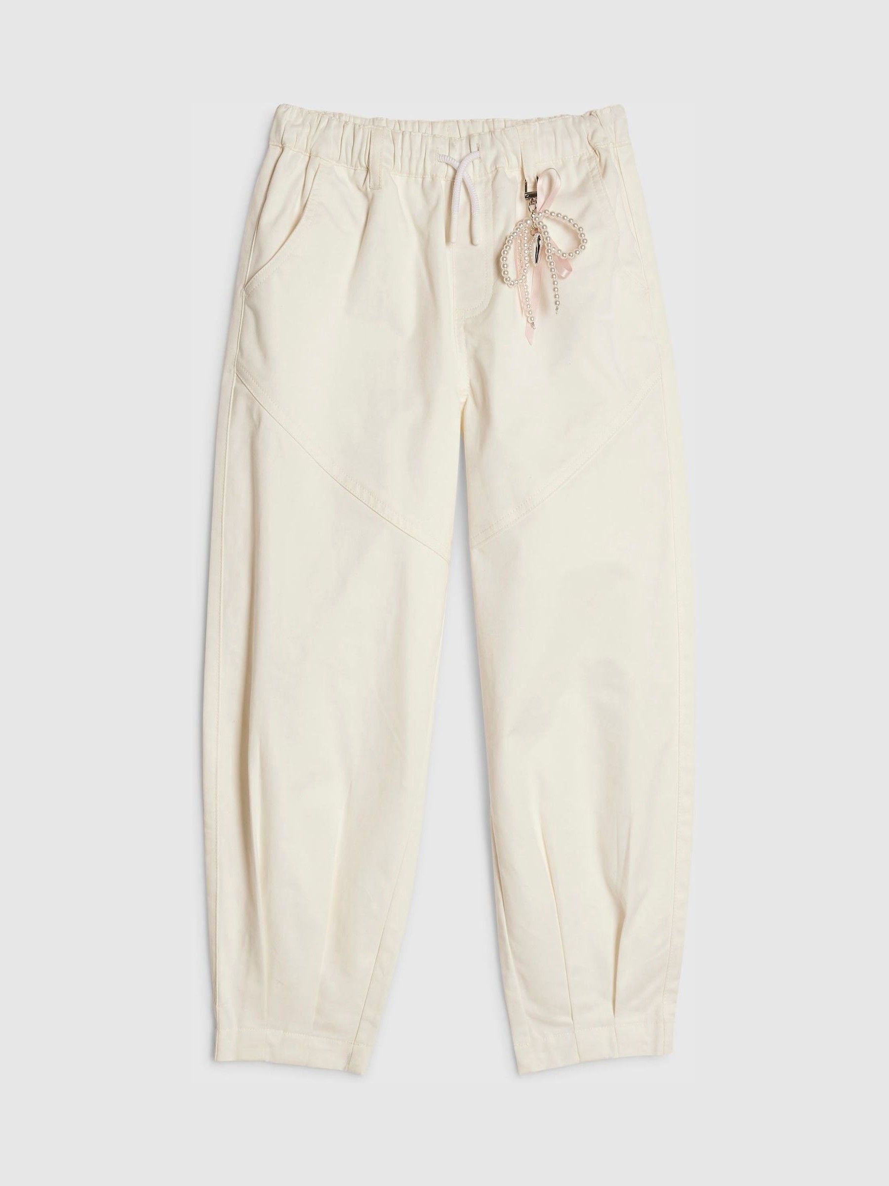 Dsiney Kidz - River Island Cream Denim Cargo Trousers with Keyring image 3