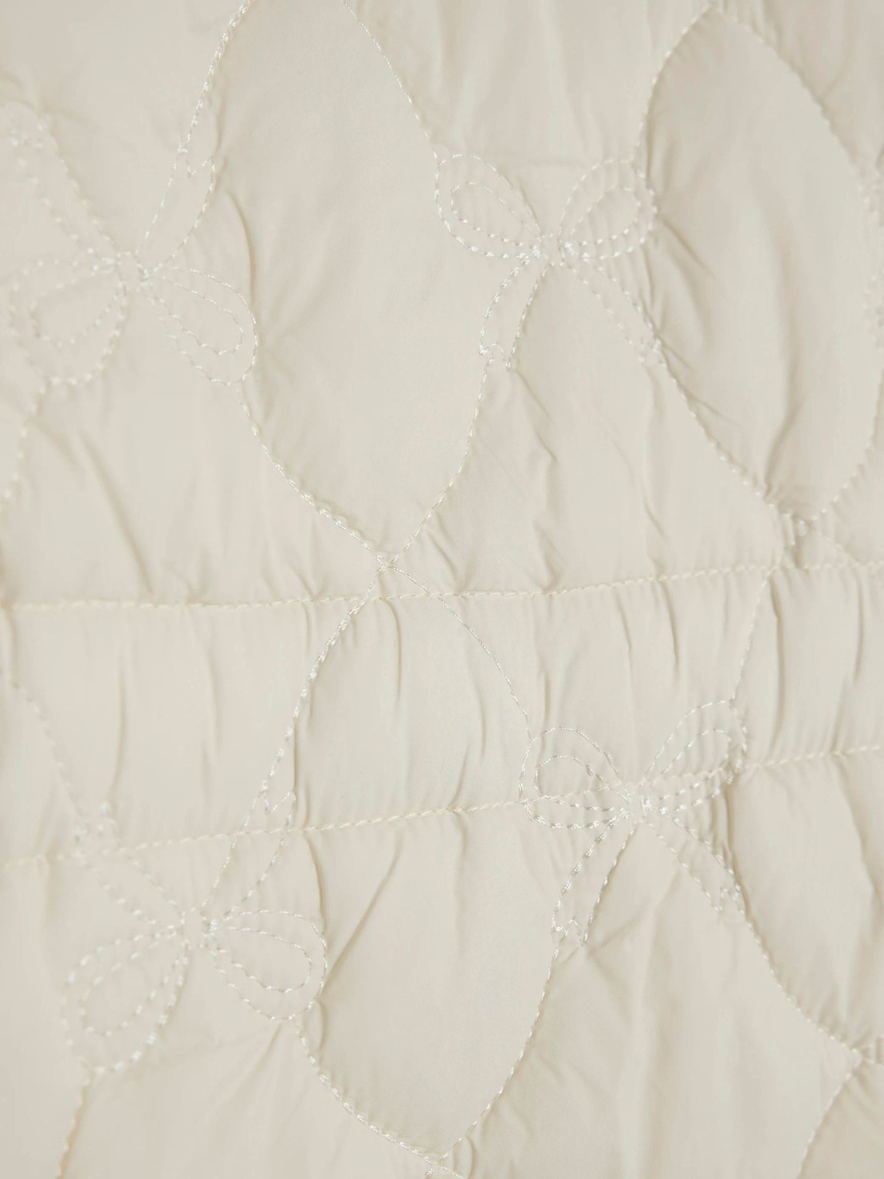 River Island Cream Quilted Padded Collared Jacket image 4