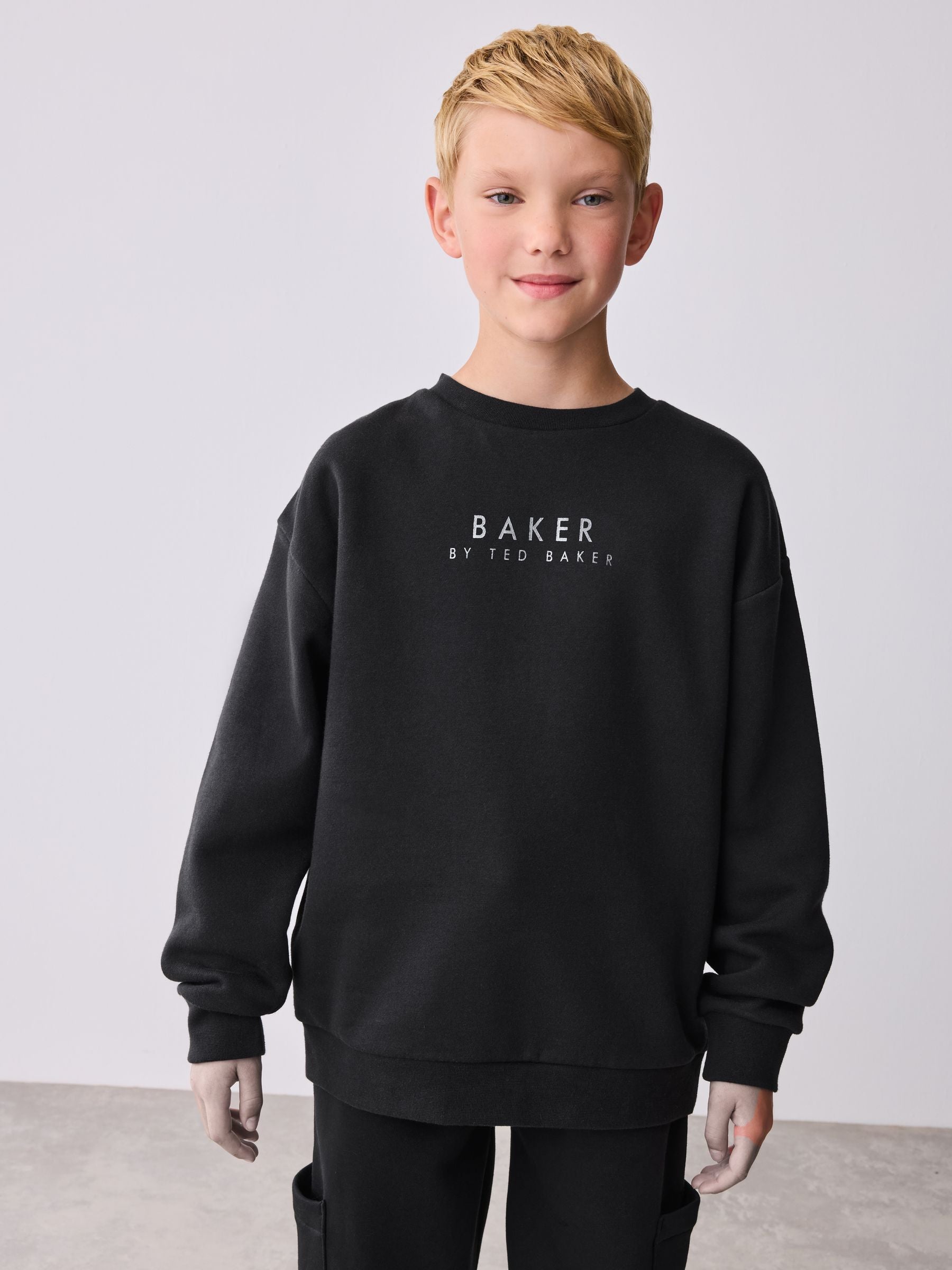 Dsiney Kidz - Baker by Ted Baker Black Oversized Graphic Sweatshirt and Joggers Set image 3