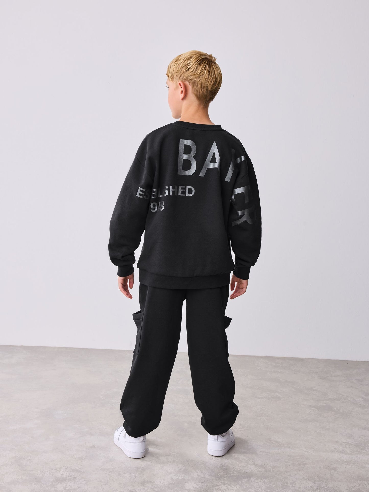 Dsiney Kidz - Baker by Ted Baker Black Oversized Graphic Sweatshirt and Joggers Set image 5