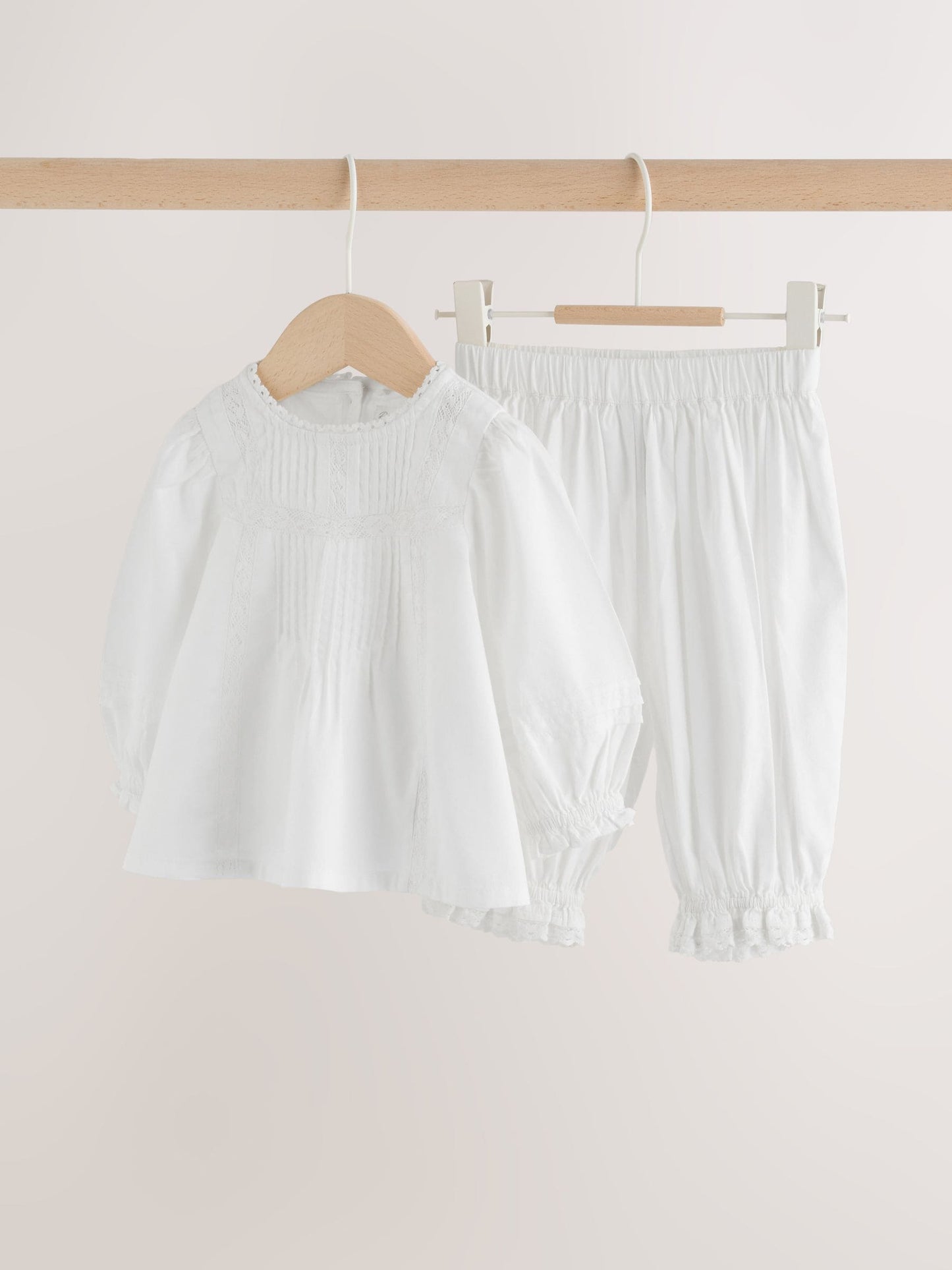 Dsiney Kidz - White Woven Lace Top and Trousers Baby 2 Piece Set (0mths-2yrs) image 5