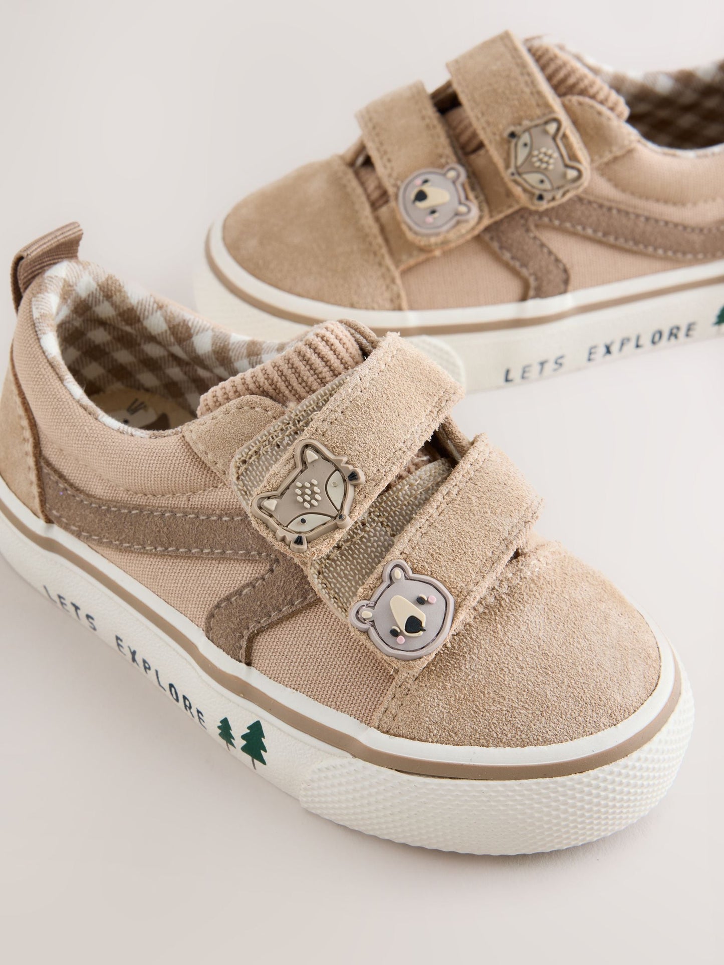 Neutral Animals Standard Fit (F) Touch Fastening Trainers image 4