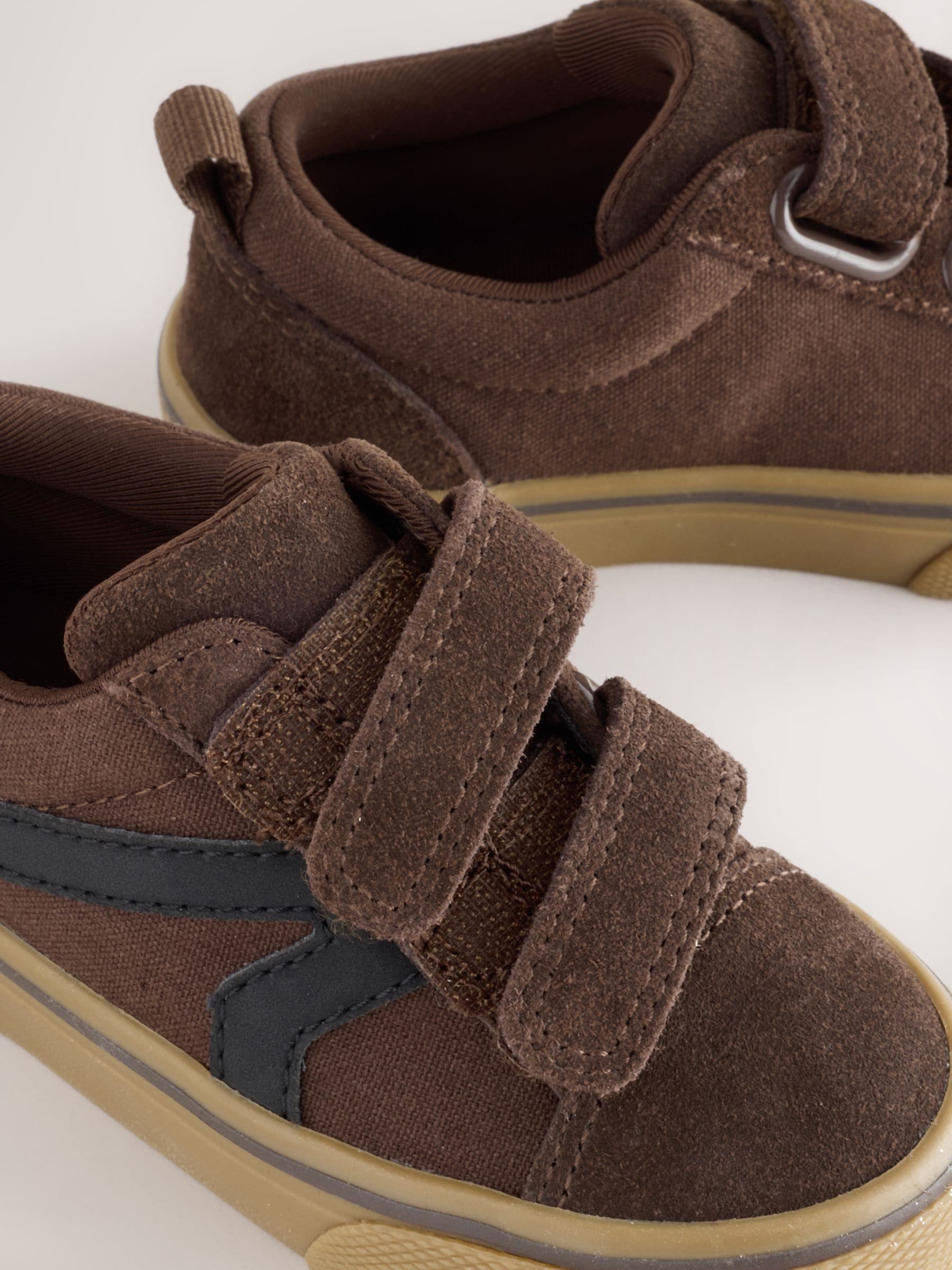 Chocolate Brown Wide Fit (G) Touch Fastening Trainers image 3