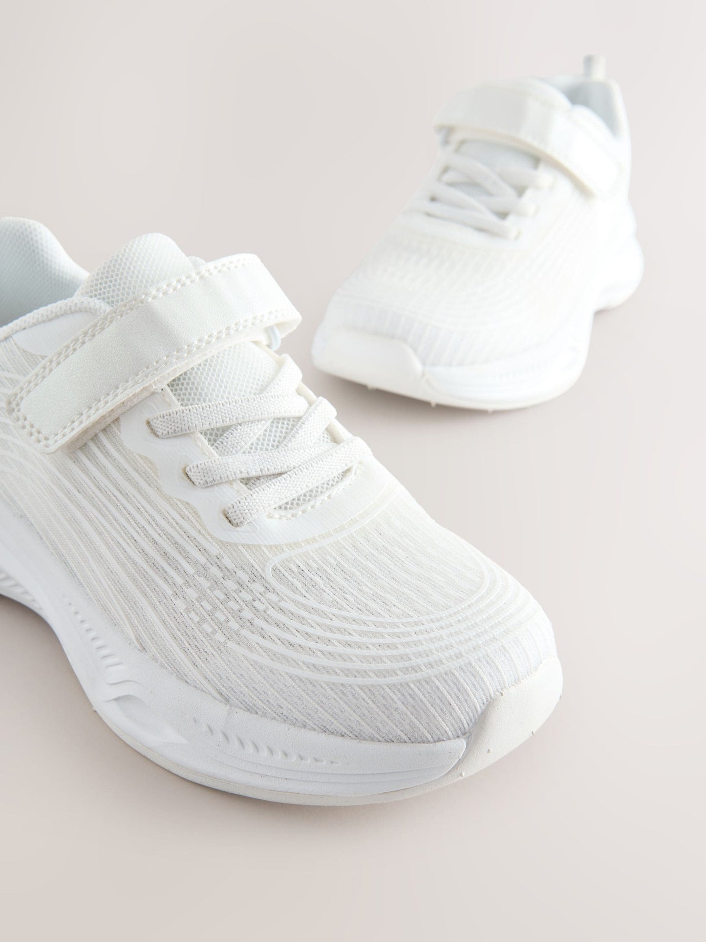 White Wide Fit (G) Elastic Lace-Up Trainers image 3