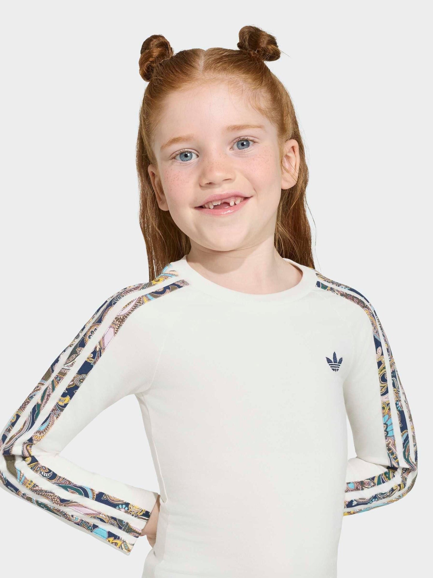 Dsiney Kidz - adidas Originals White Liberty London 3 Stripe T-Shirt and Wrap Skirts Set image 4