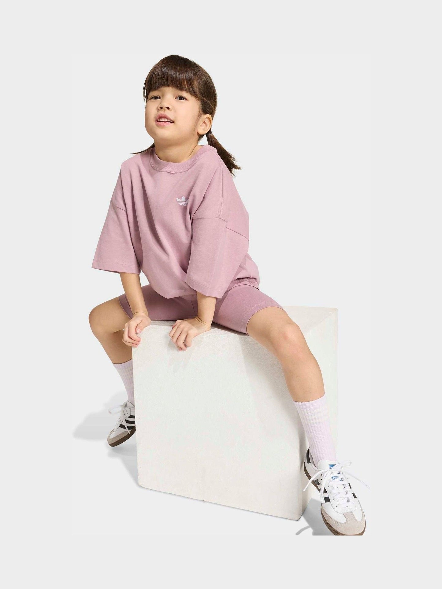 Dsiney Kidz - adidas Originals Purple T-Shirt and Shorts Set image 2